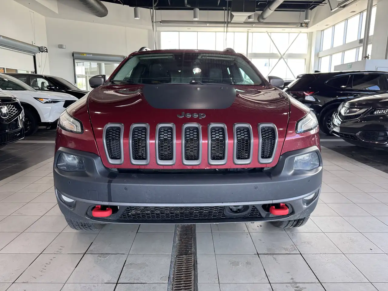 Jeep Cherokee снимка Jeep Cherokee