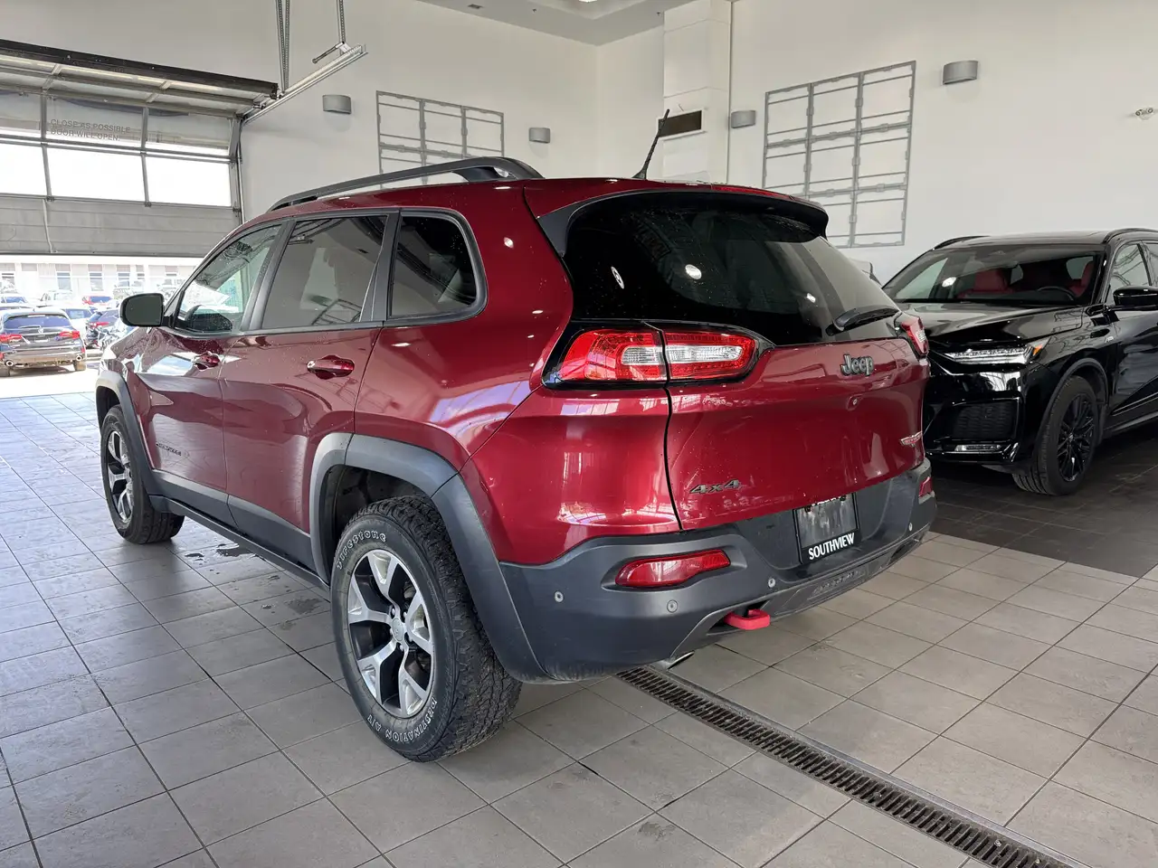 Jeep Cherokee снимка Jeep Cherokee