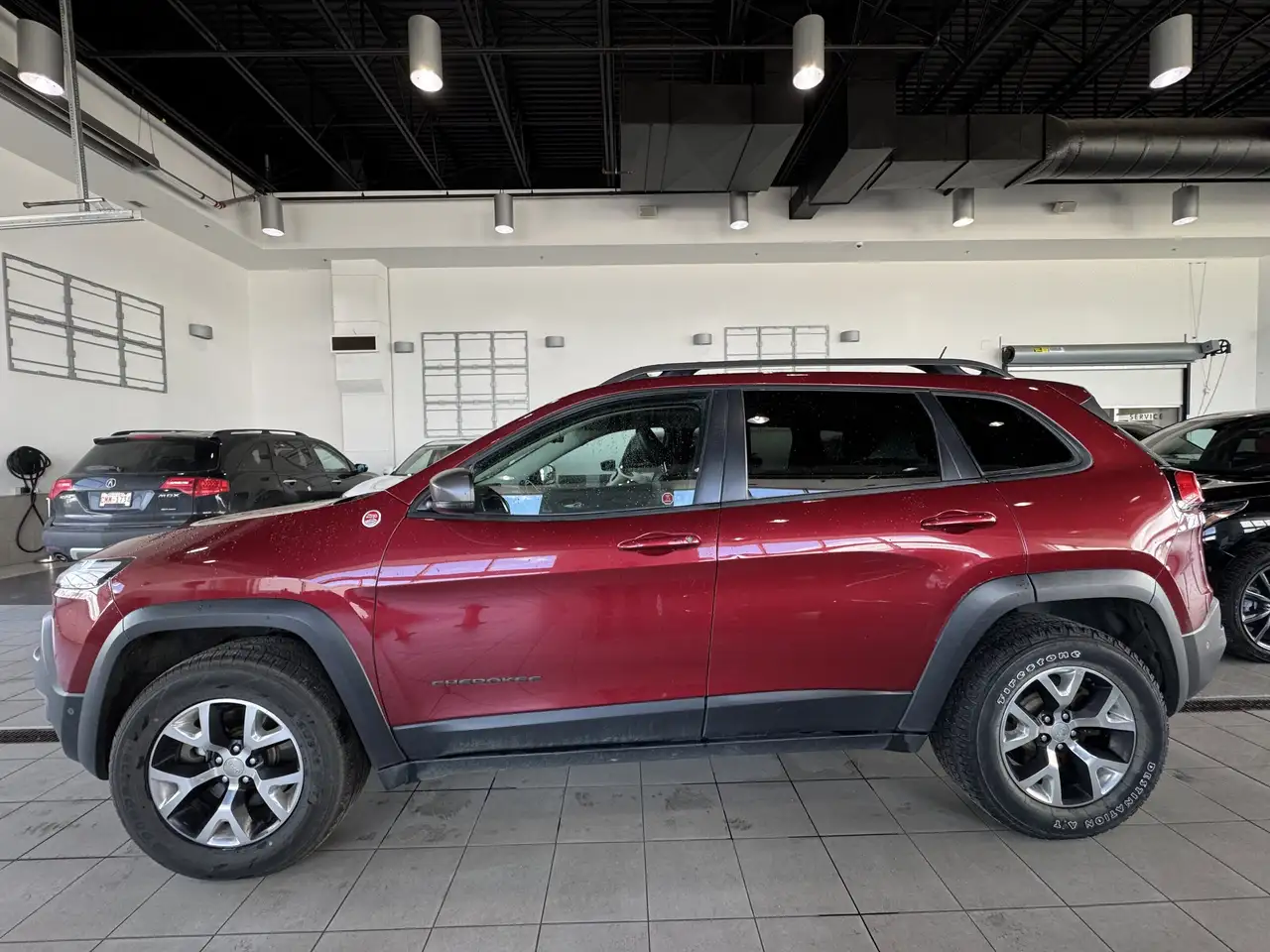 Jeep Cherokee снимка Jeep Cherokee