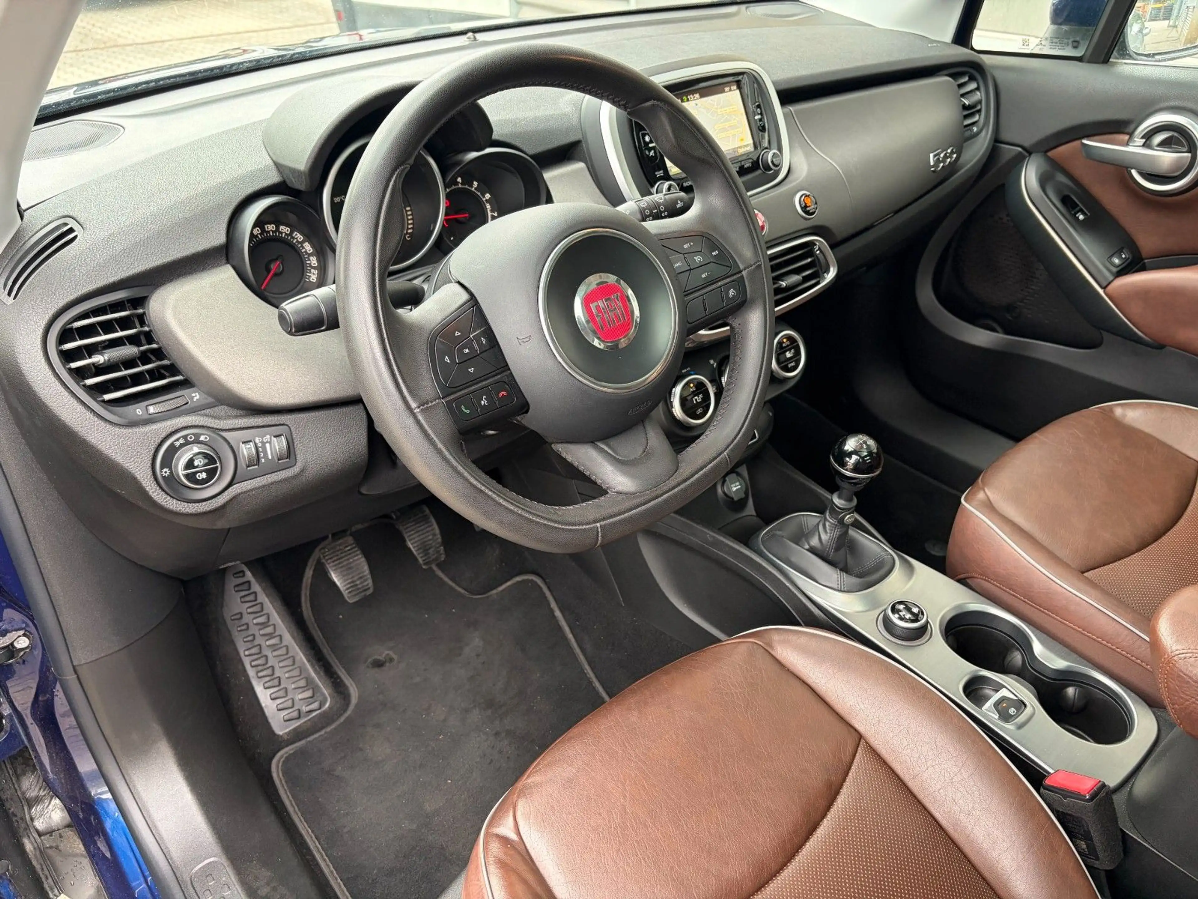 Fiat 500X Cross — photo 12