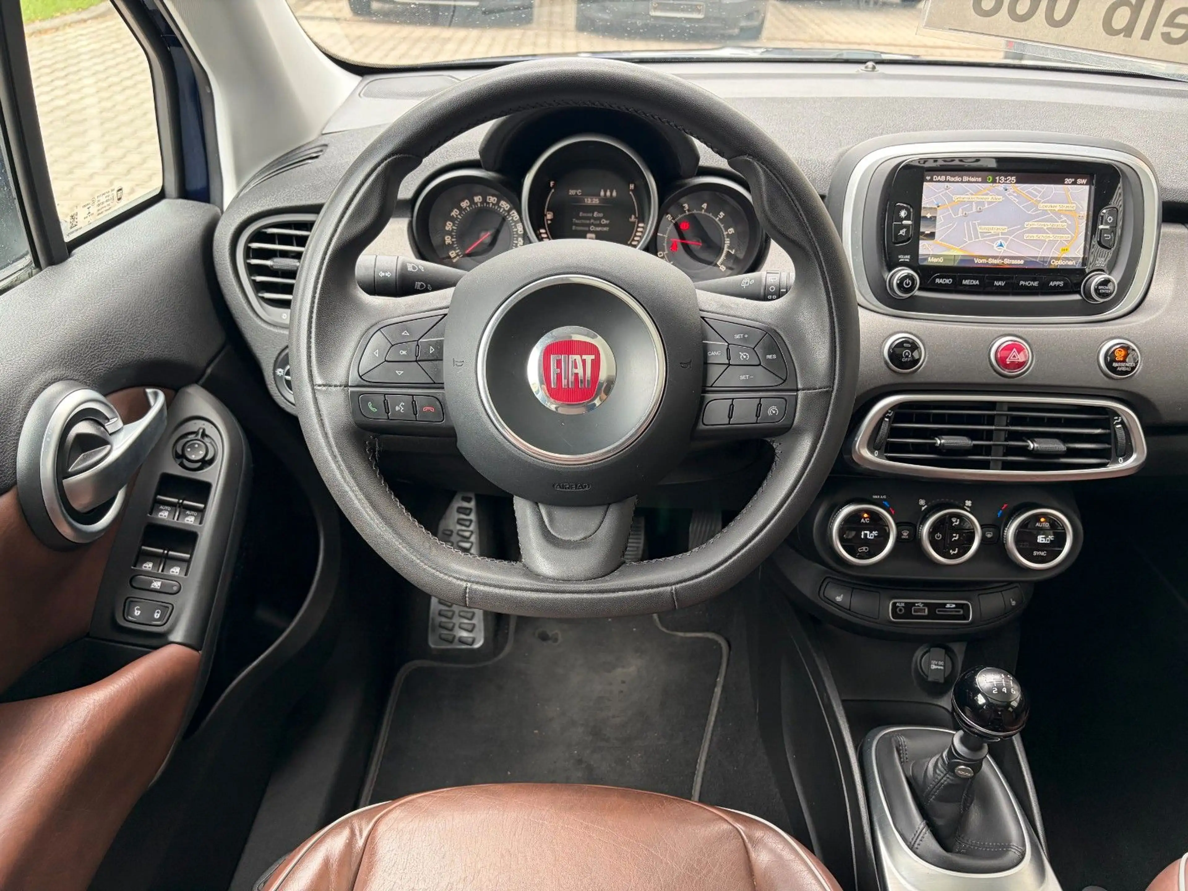 Fiat 500X Cross — photo 8