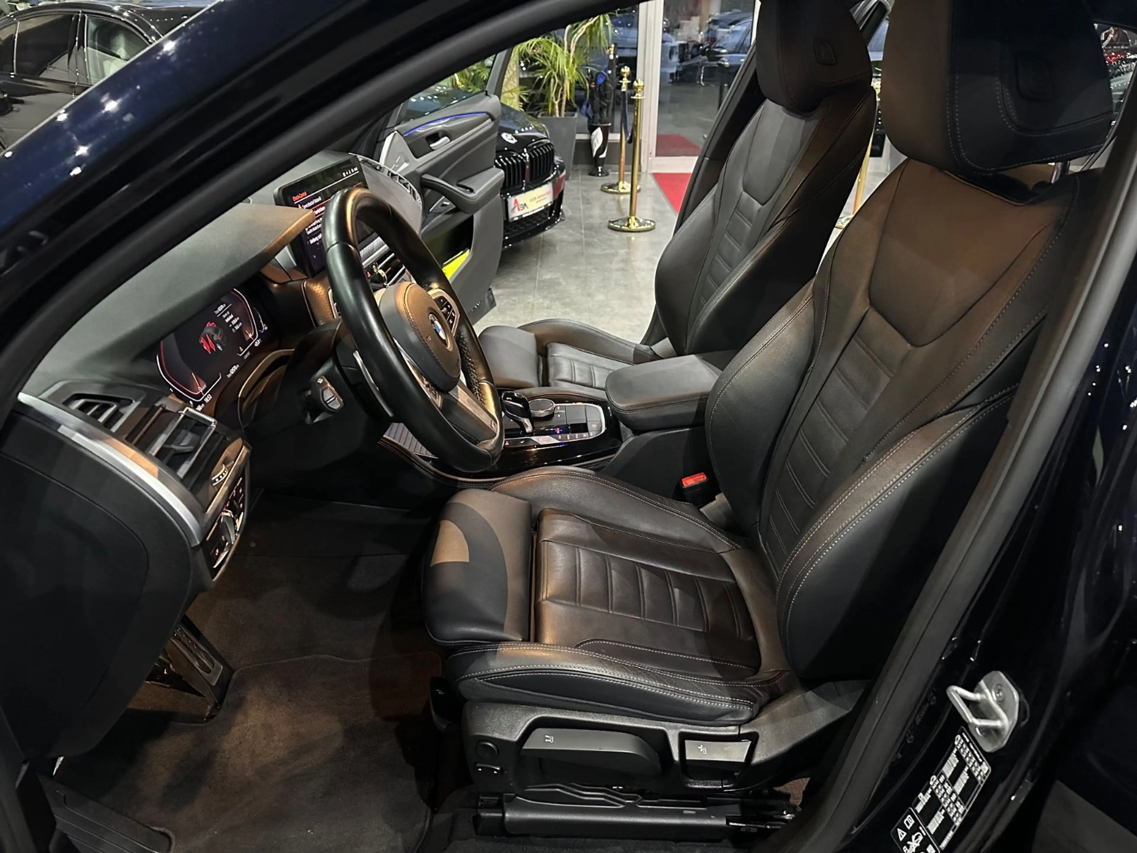 BMW X4 xDrive 30d M Sport /LEDER / LASER / KAMERA — photo 12