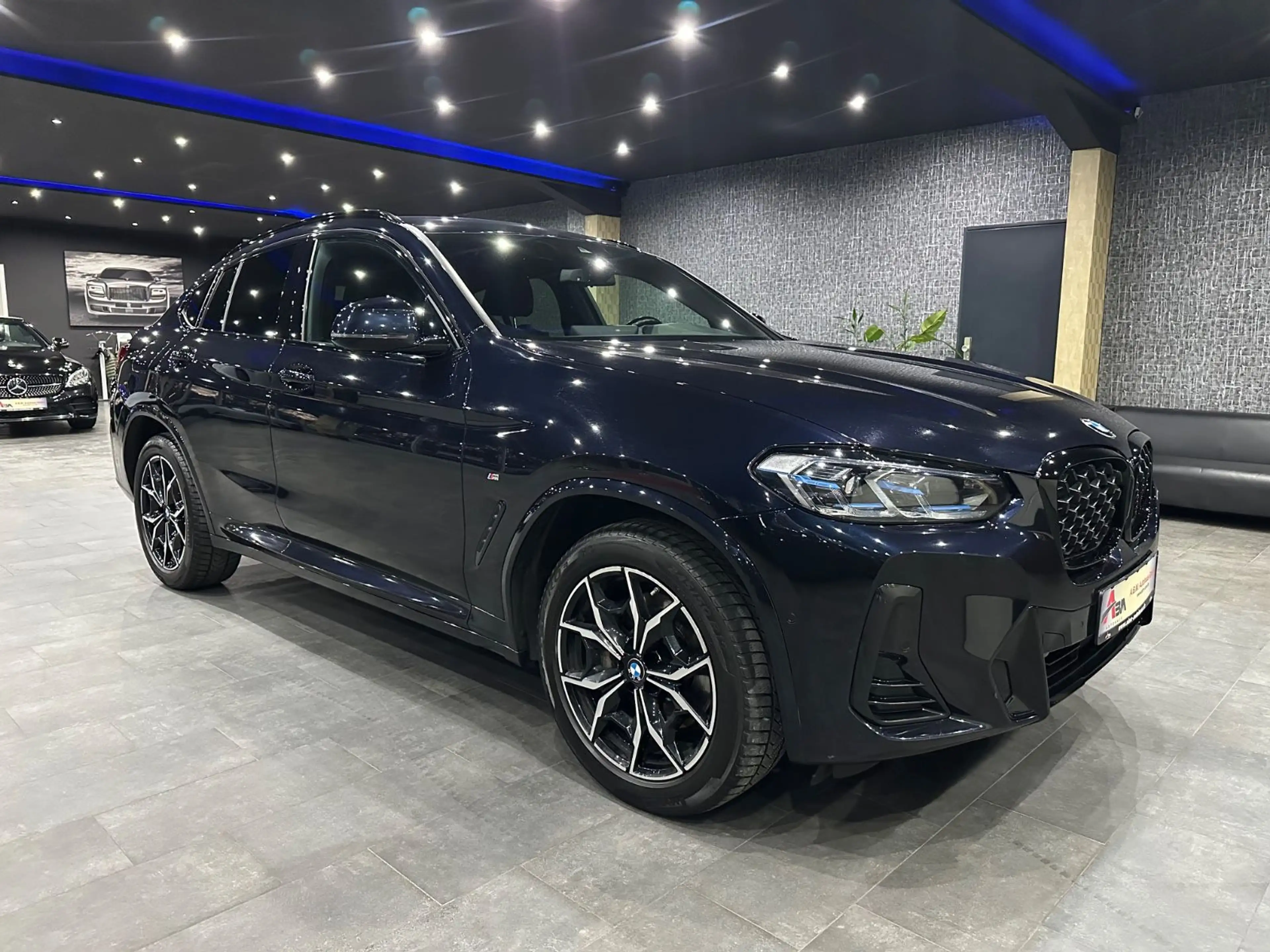 BMW X4 xDrive 30d M Sport /LEDER / LASER / KAMERA — photo 3