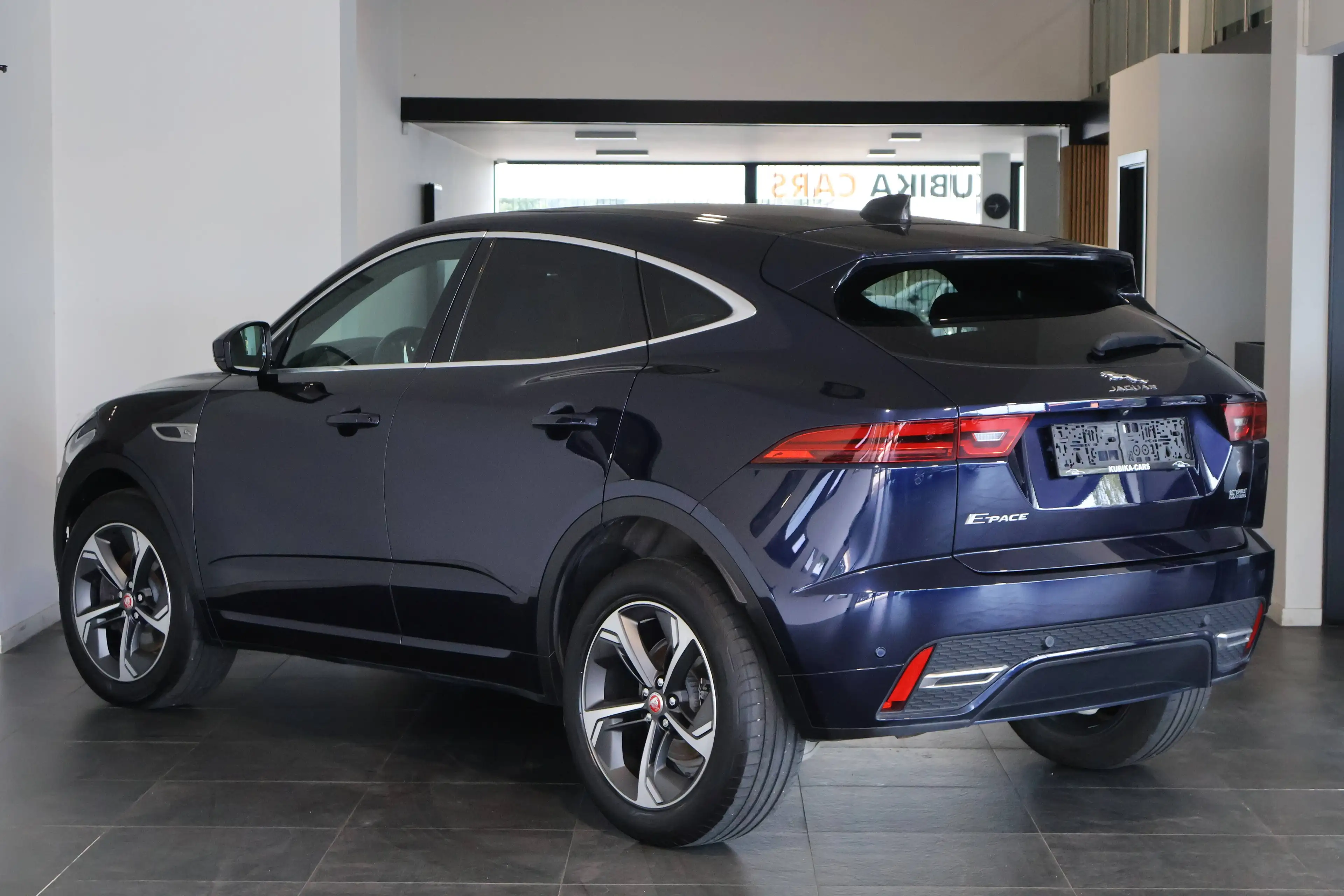 Jaguar E-Pace 1.5 T MHEV P160 R-Dynamic ACC LijnA. Memory Garantie* — photo 4