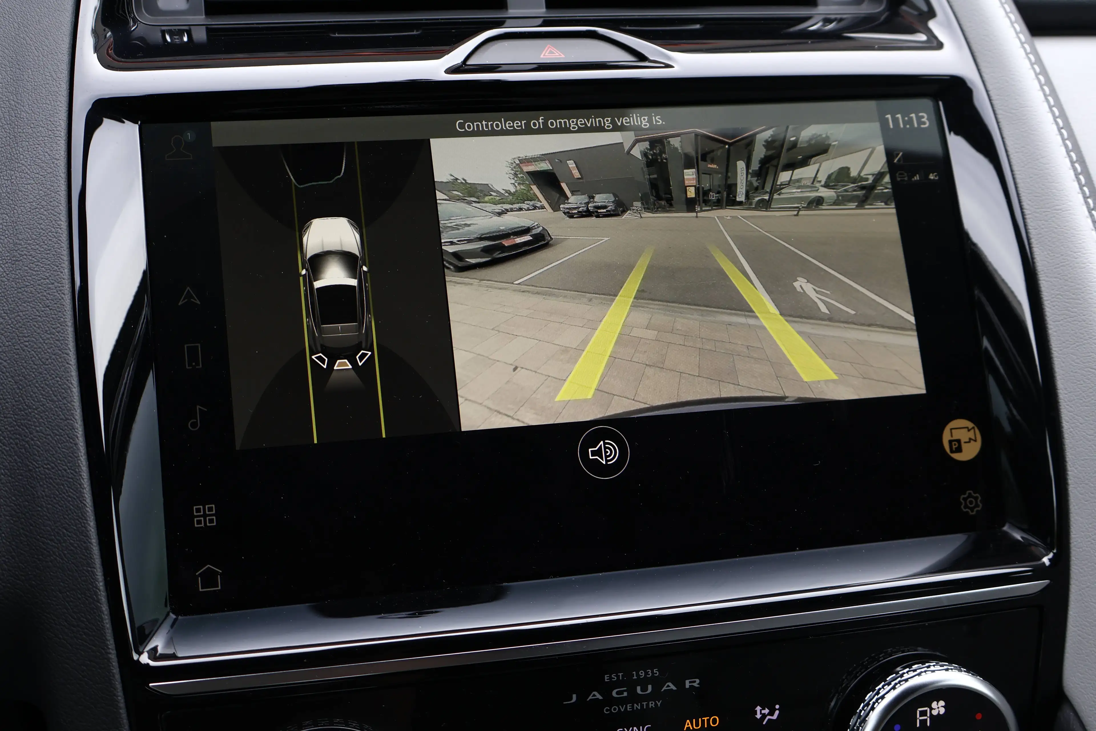 Jaguar E-Pace 1.5 T MHEV P160 R-Dynamic ACC LijnA. Memory Garantie* — photo 15