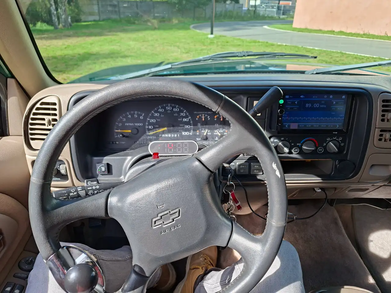 Chevrolet Suburban K1500 4x4 LS, foto 5