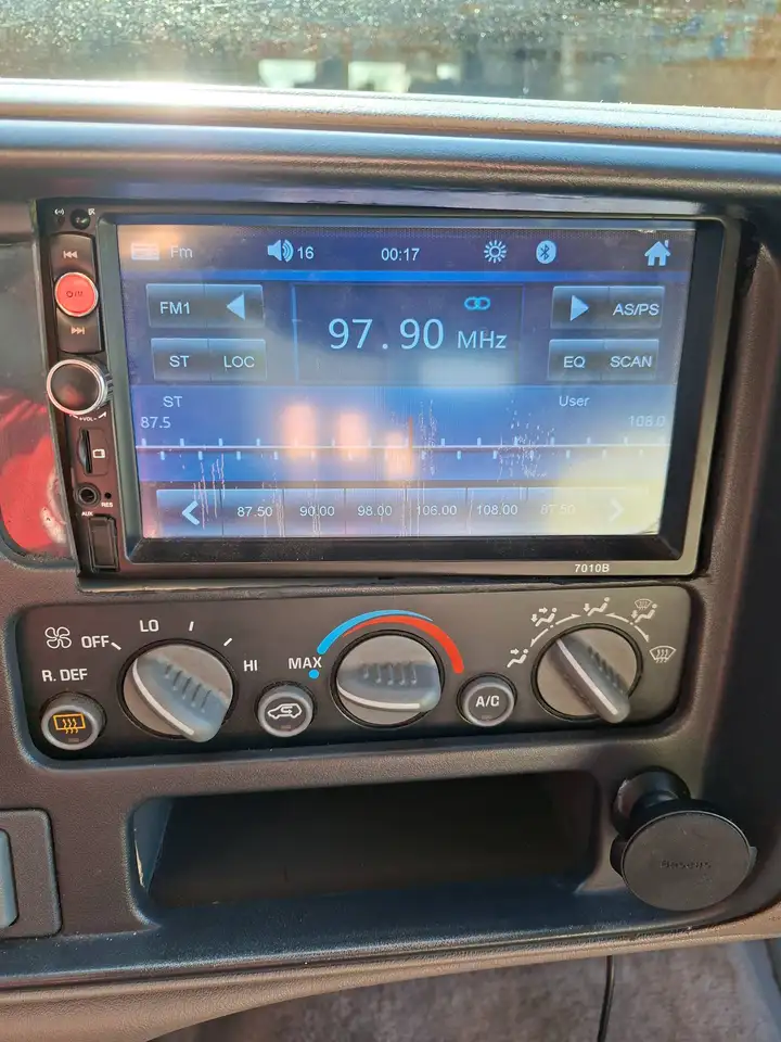 Chevrolet Suburban K1500 4x4 LS, foto 11