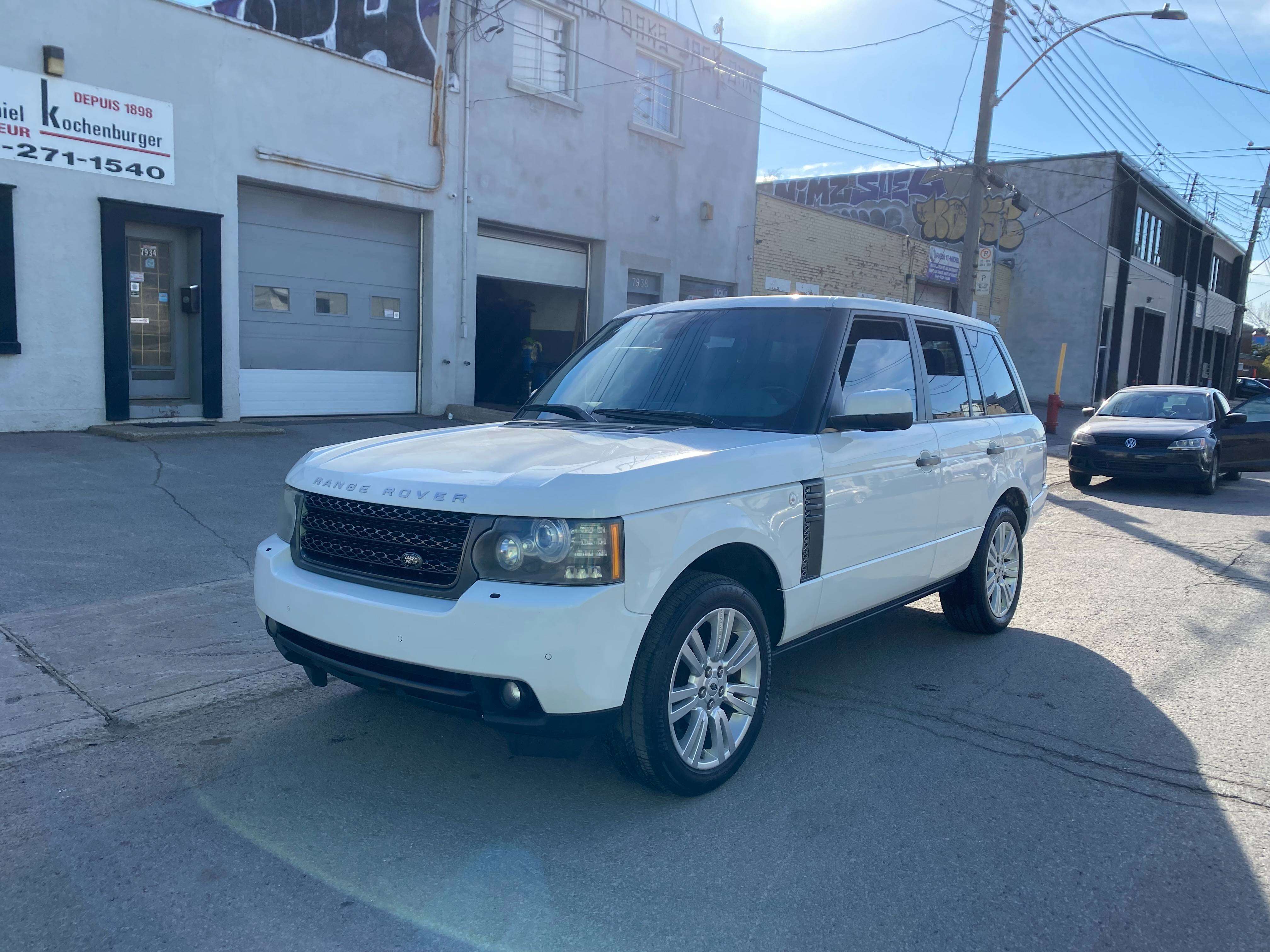 2011 Land Rover Range Rover 4WD 4dr HSE thumb 10