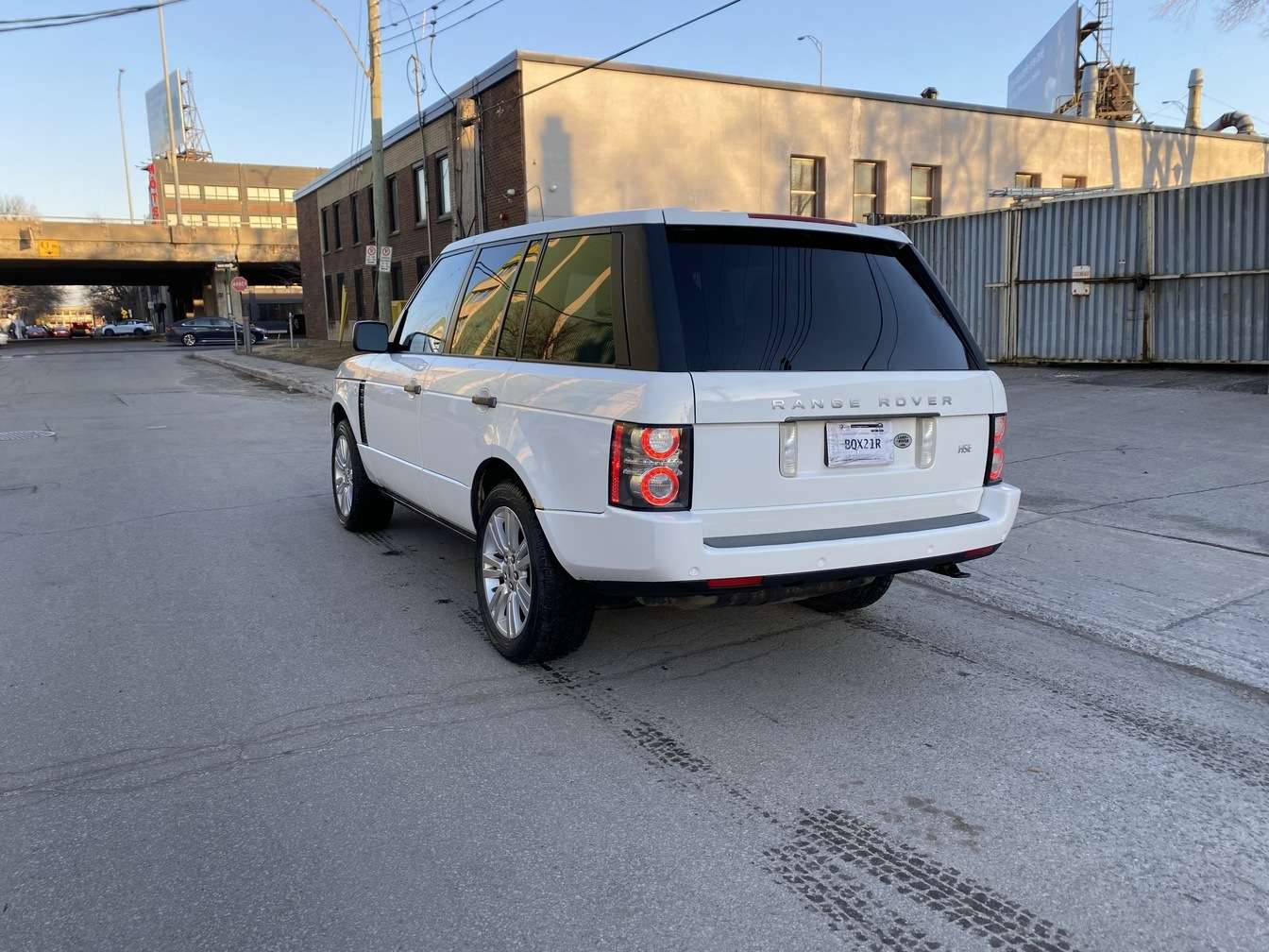 2011 Land Rover Range Rover 4WD 4dr HSE thumb 7