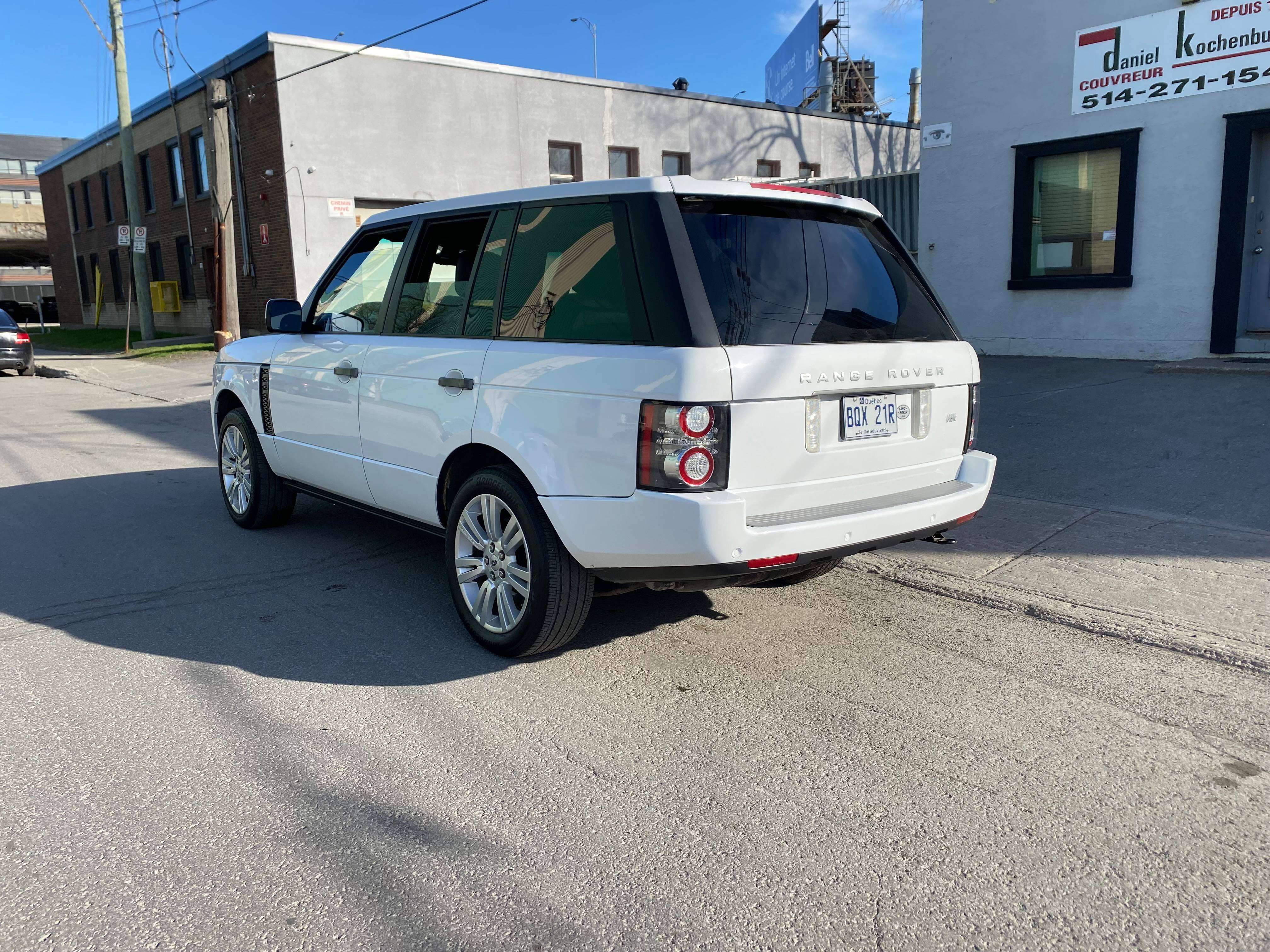 2011 Land Rover Range Rover 4WD 4dr HSE thumb 12
