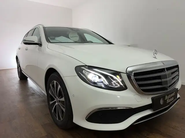 Mercedes-Benz E 220 d Exclusive|2.HD|DISTR|AHK|LEDER|LED|KAM