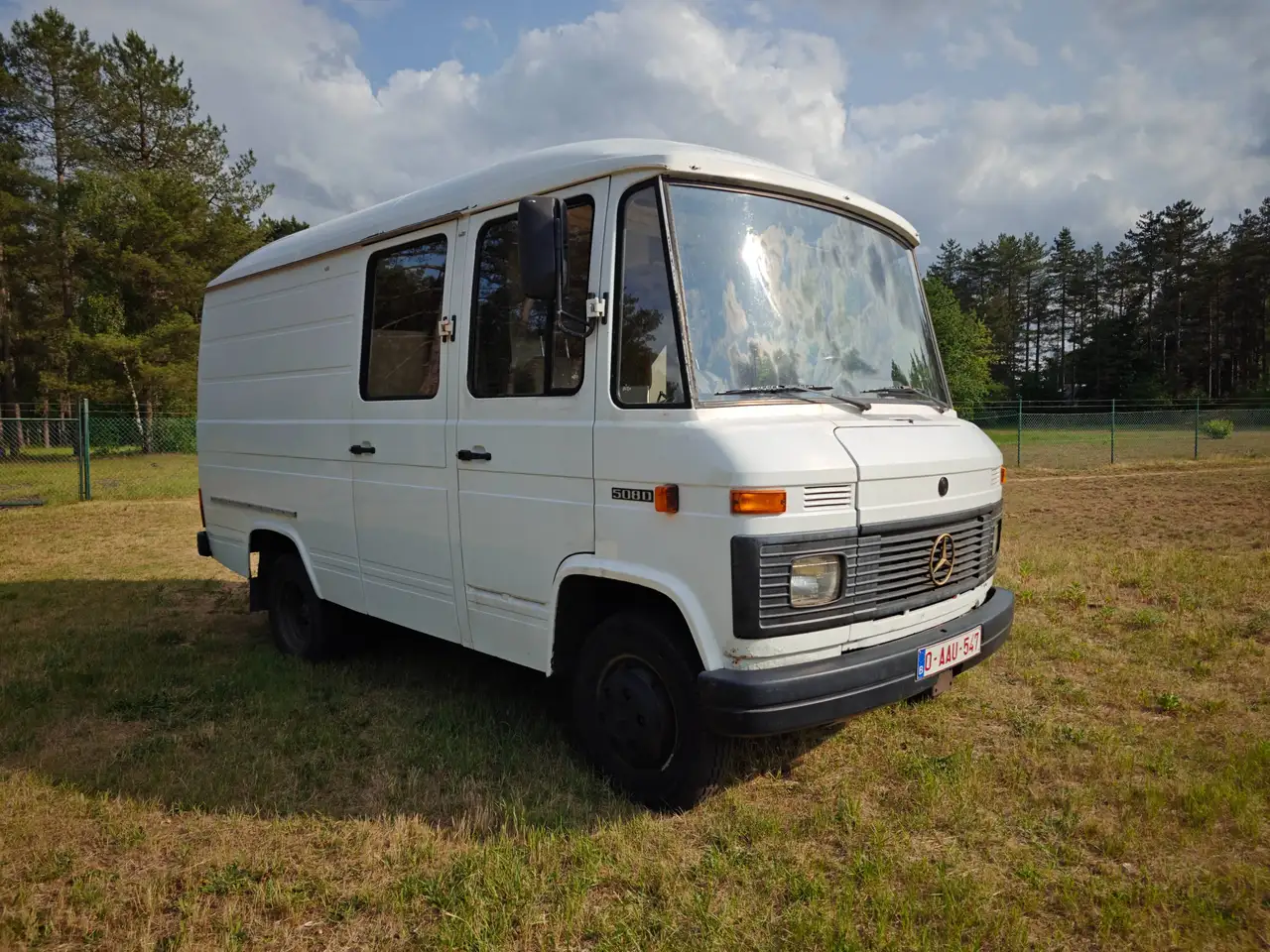 Mercedes-Benz T2