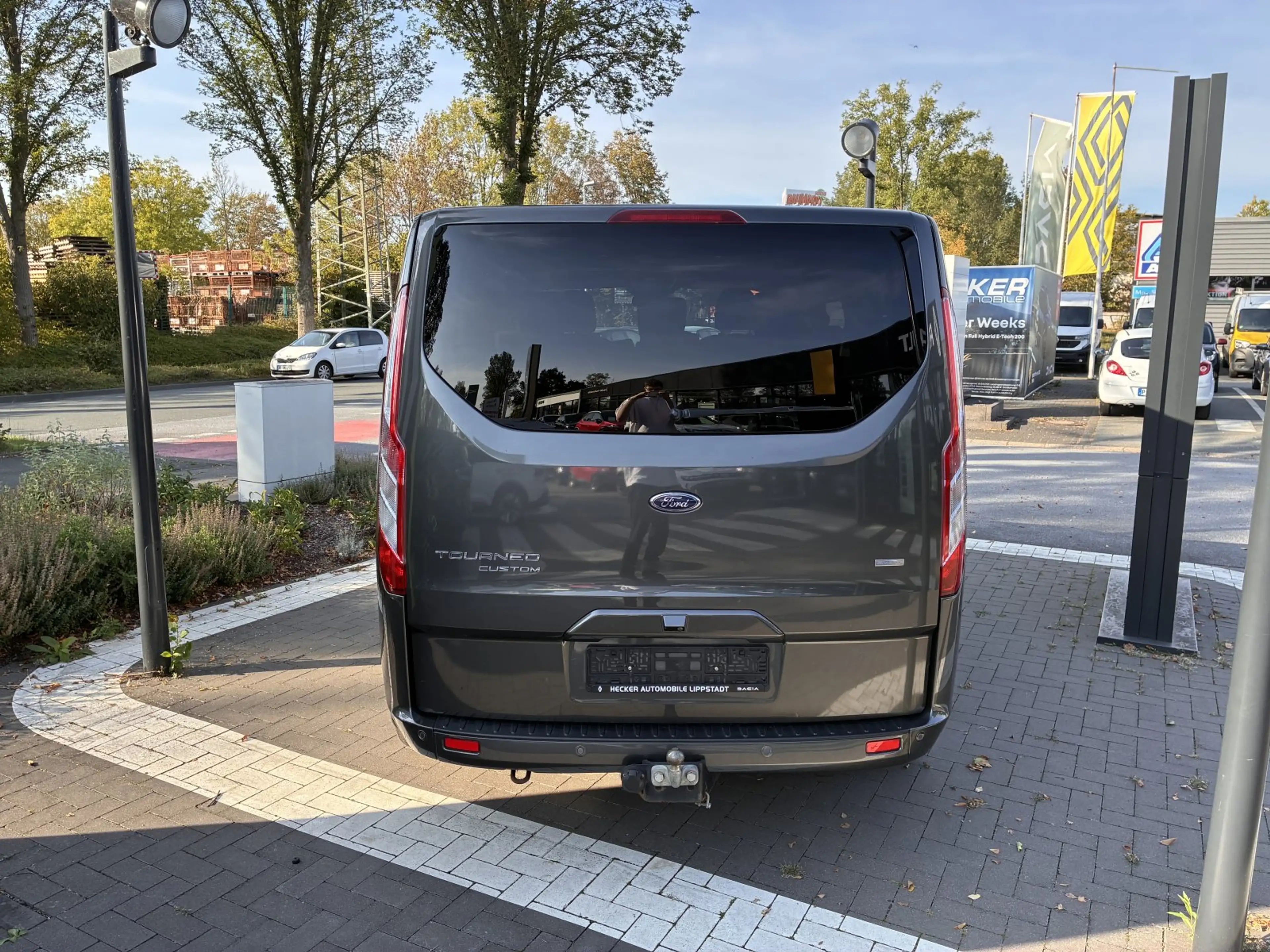 Ford Tourneo Custom 2.0 TDCi 310 L1 Titanium EURO 6d-TE 8-Sitze — photo 5