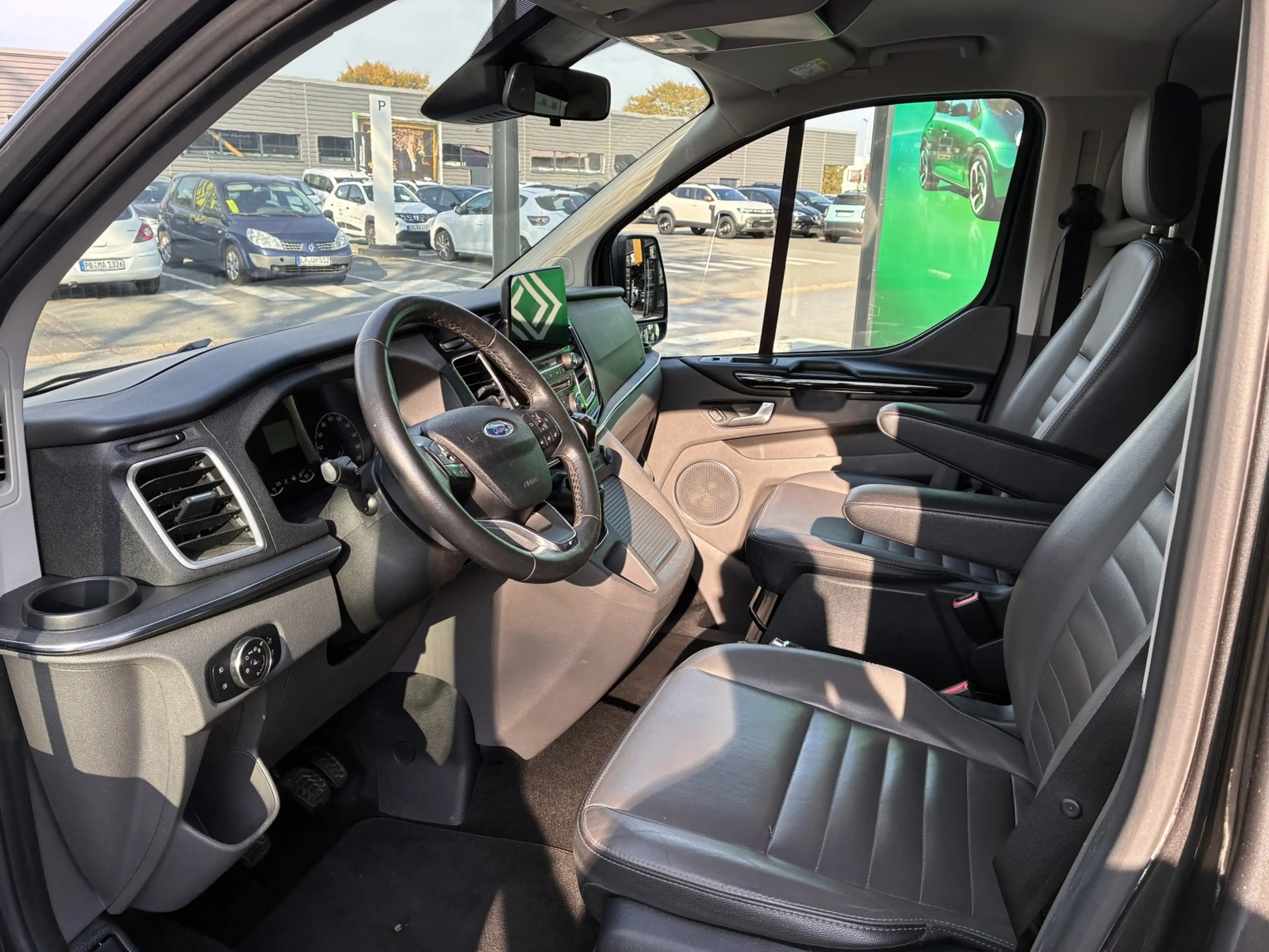 Ford Tourneo Custom 2.0 TDCi 310 L1 Titanium EURO 6d-TE 8-Sitze — photo 8