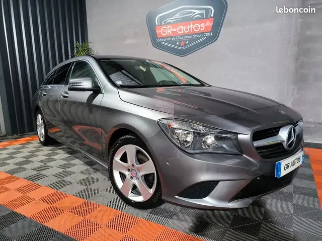 Mercedes-Benz CLA 200 Break orange art 200 CD 136cv Garantie 12 mois HAYON ELECTRIQUE ATTELAGE GPS camera de recul CUIR SIEGES CHAUFFANT RADAR 