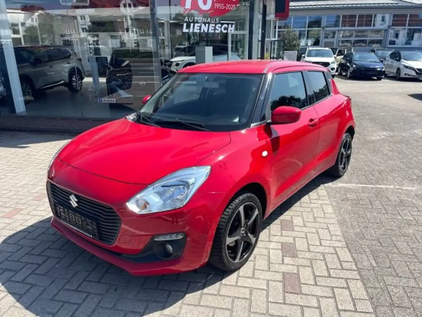 Suzuki Swift 1.2 Comfort Klima/Kamera/Allwetter/CarPlay Rouge - 1