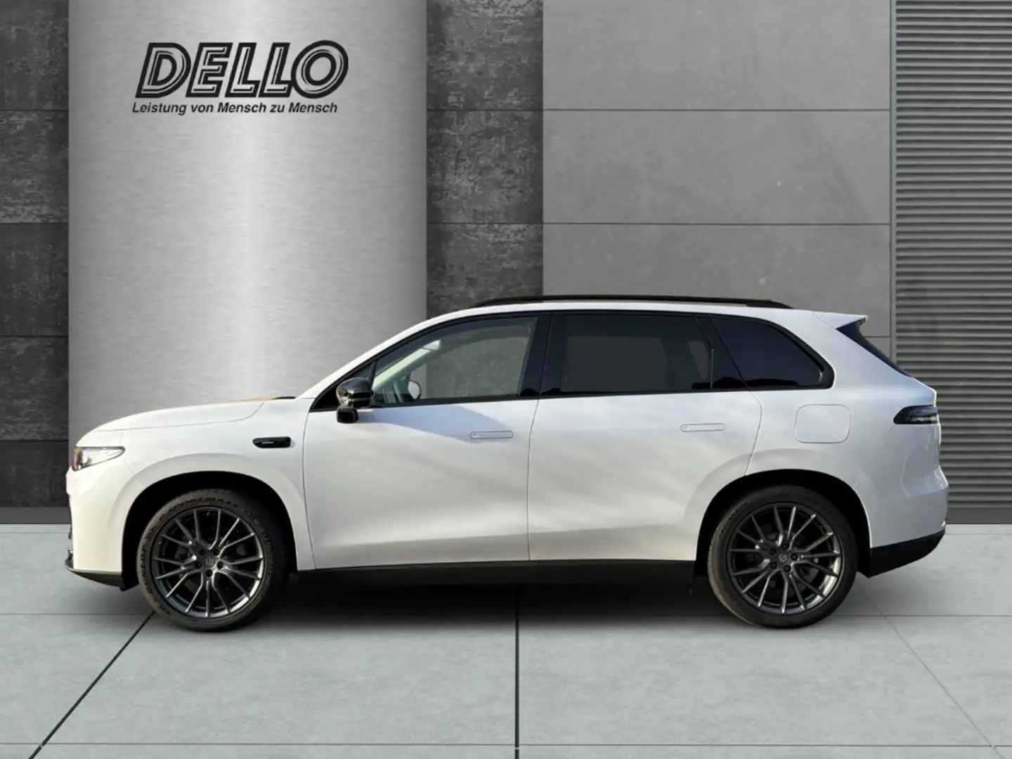 Leapmotor C10 160 kW Design Panorama Navi Leder Memory Sitze 360 Blanco - 2