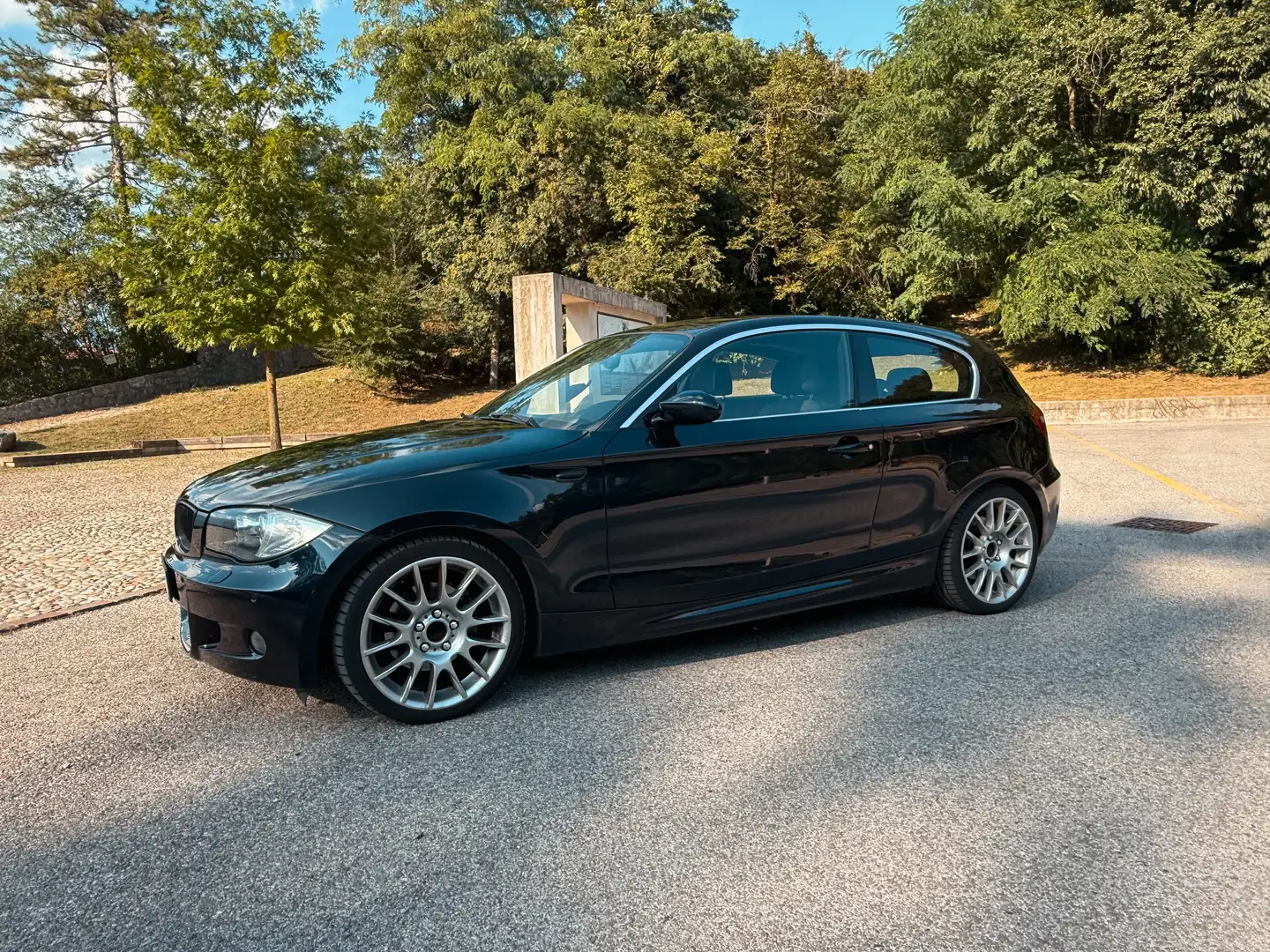 BMW 120 Serie 1 Limited Sport Edition Blu/Azzurro - 2