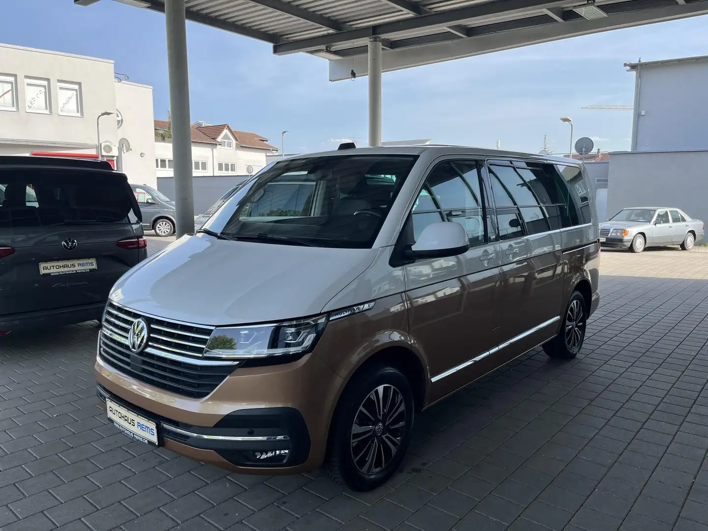 Volkswagen T6 Multivan T6.1 Multivan Generation Six Navi, Einparkh, AHK - 2