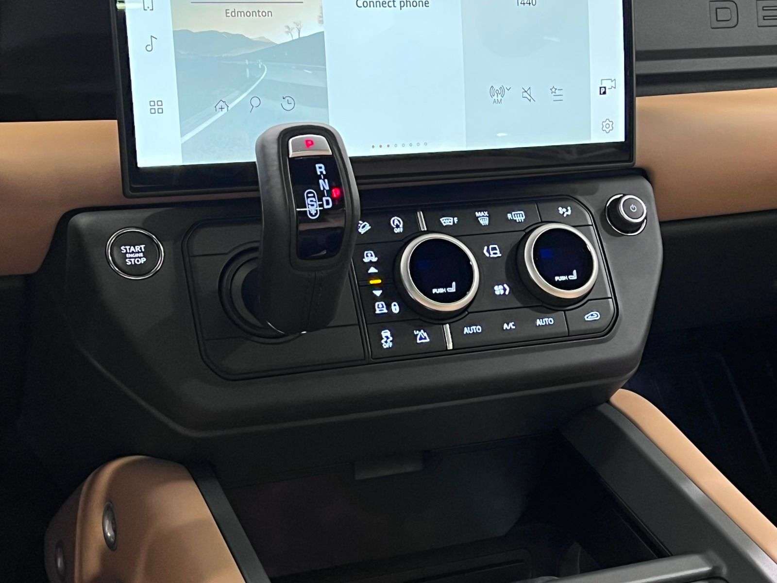 2026 Land Rover Defender 110 P500 V8 X-DYNAMIC SE thumb 17