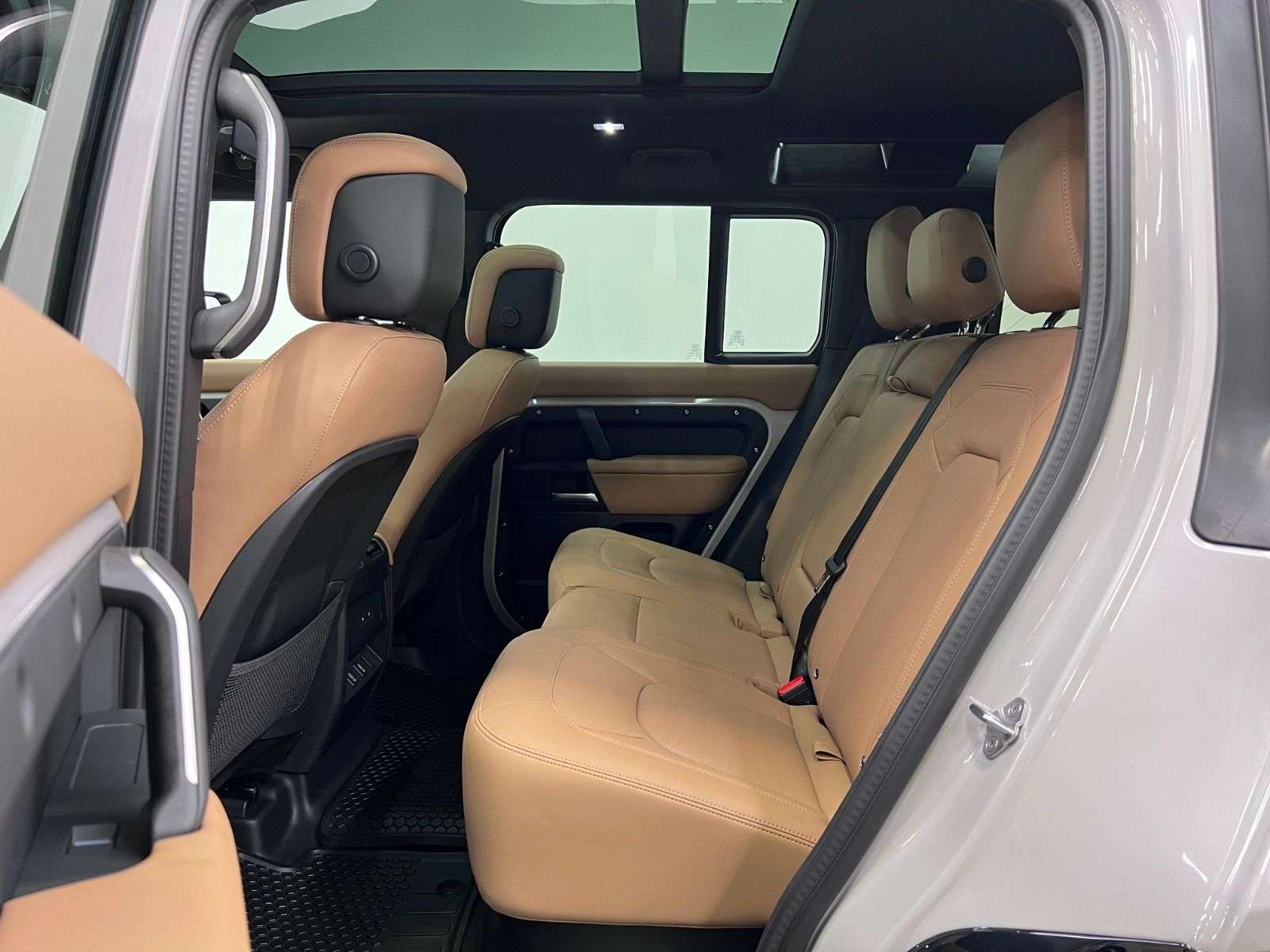 2026 Land Rover Defender 110 P500 V8 X-DYNAMIC SE thumb 20