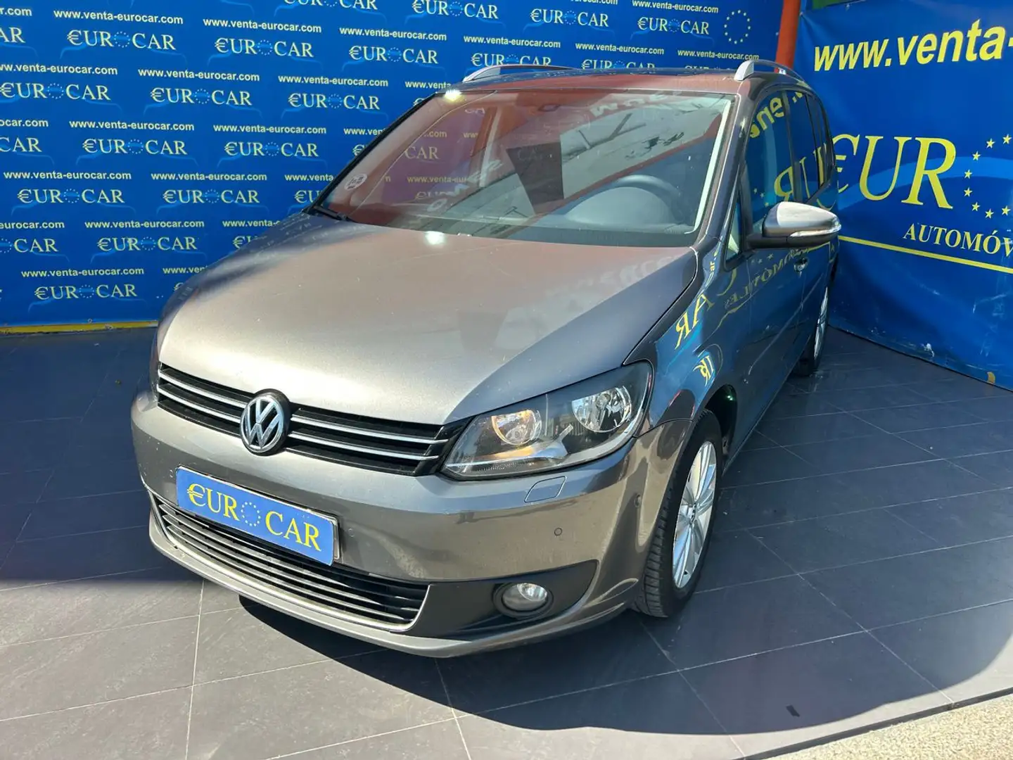 Volkswagen Touran 1.6TDI Advance DSG 105 - 2