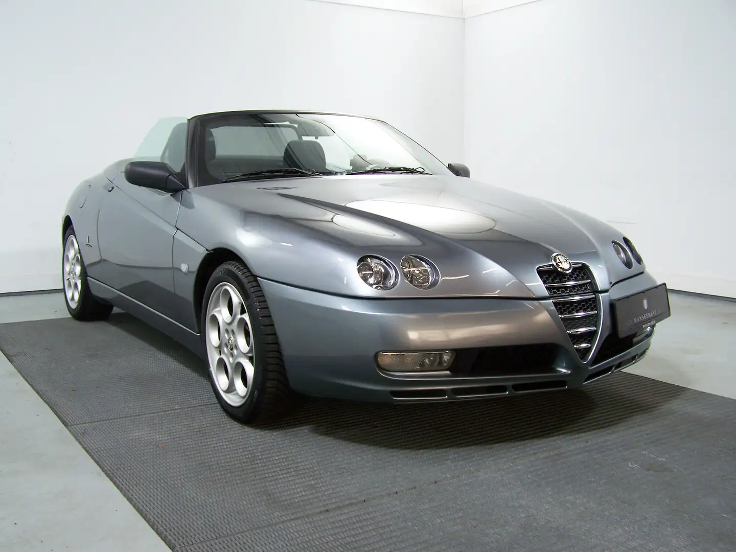 Alfa Romeo Spider 2.0 16V T.Spark KLIMAUT+R17+EL.VERDECK+ Grey - 2