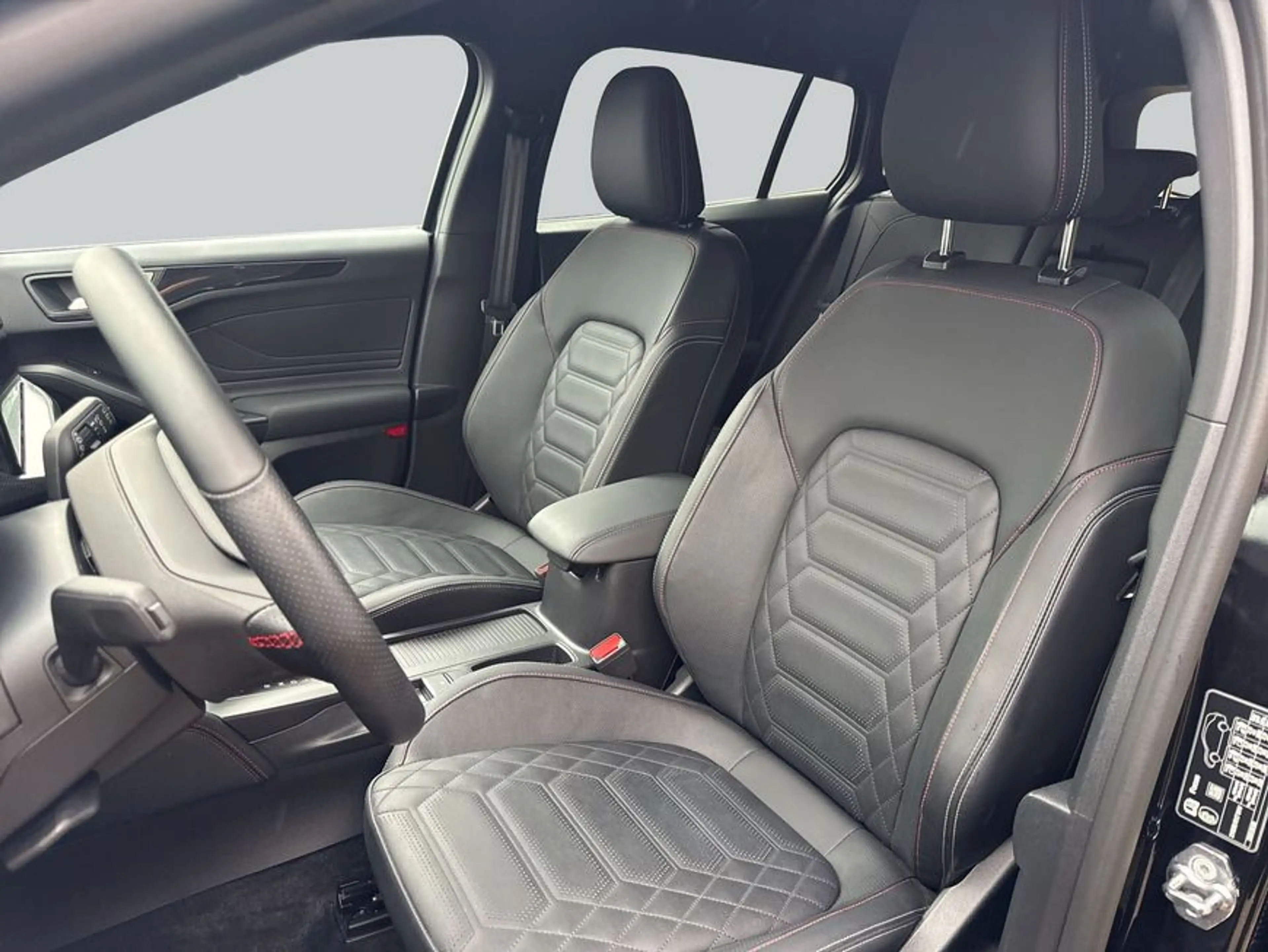 Ford Focus Turnier 1.0 EcoBoost Hybrid Aut. ST-LINE X — photo 10