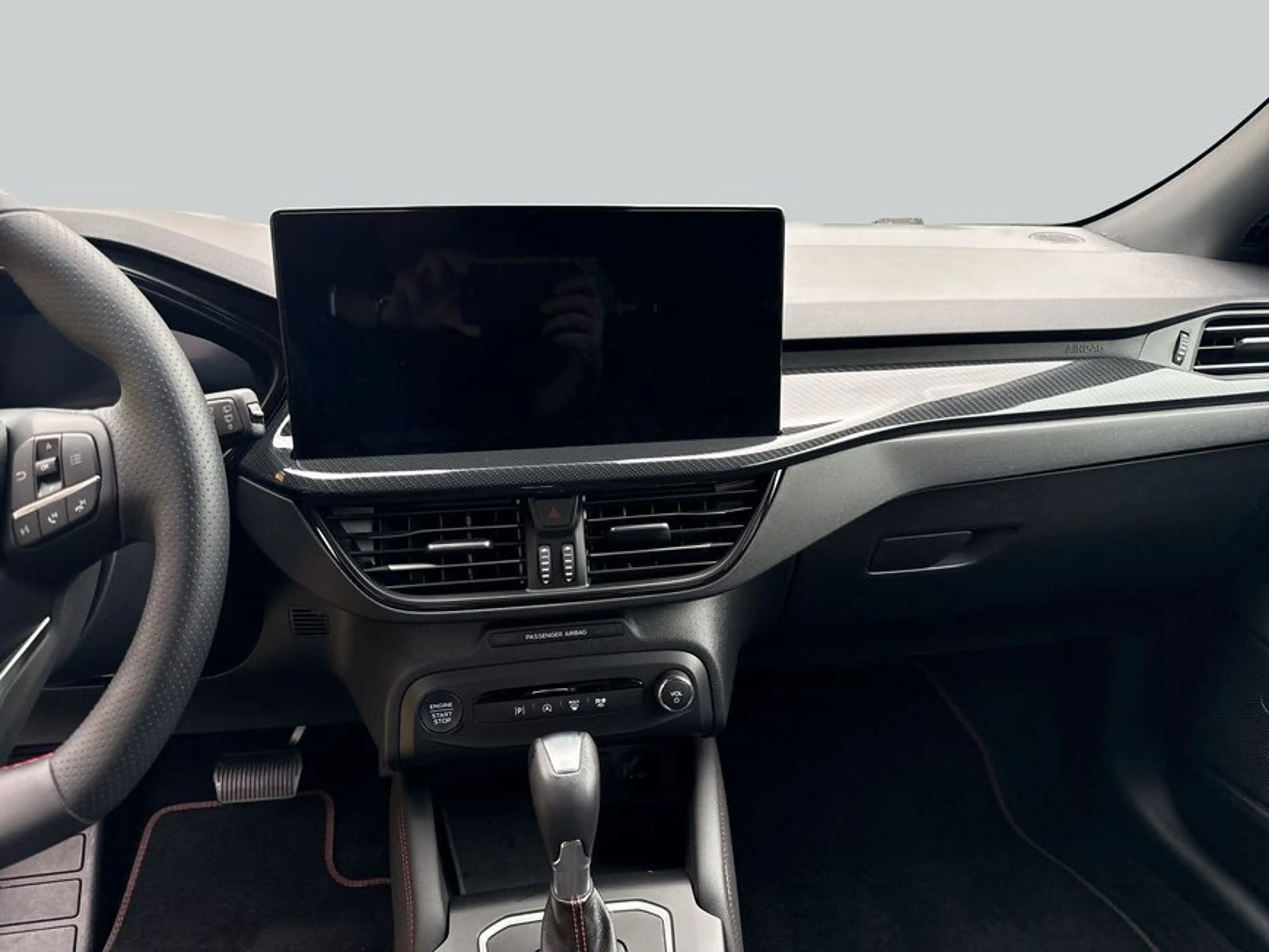 Ford Focus Turnier 1.0 EcoBoost Hybrid Aut. ST-LINE X — photo 14