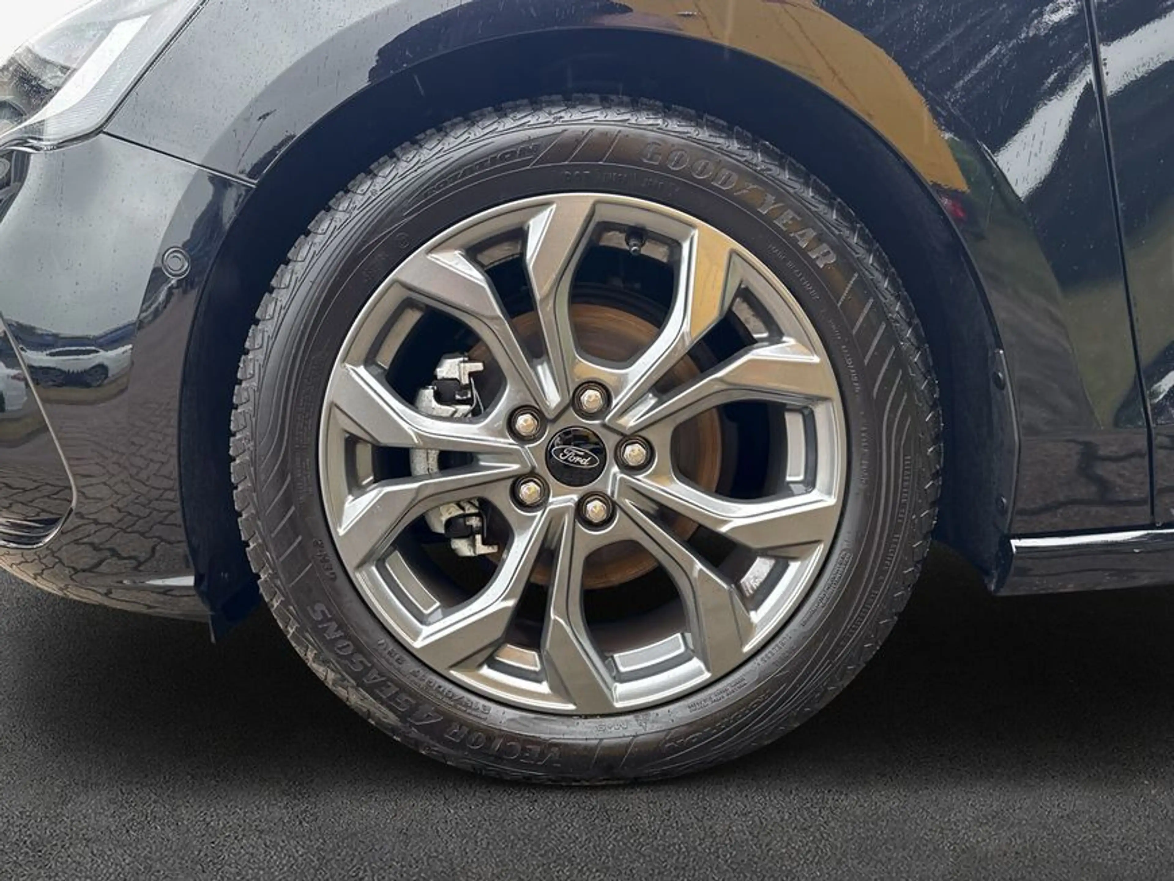 Ford Focus Turnier 1.0 EcoBoost Hybrid Aut. ST-LINE X — photo 7