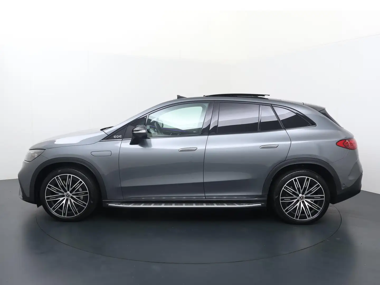 Mercedes-Benz EQE SUV 500 4Matic AMG Line 91 kWh | 408 PK | Automaat | M Grijs - 2