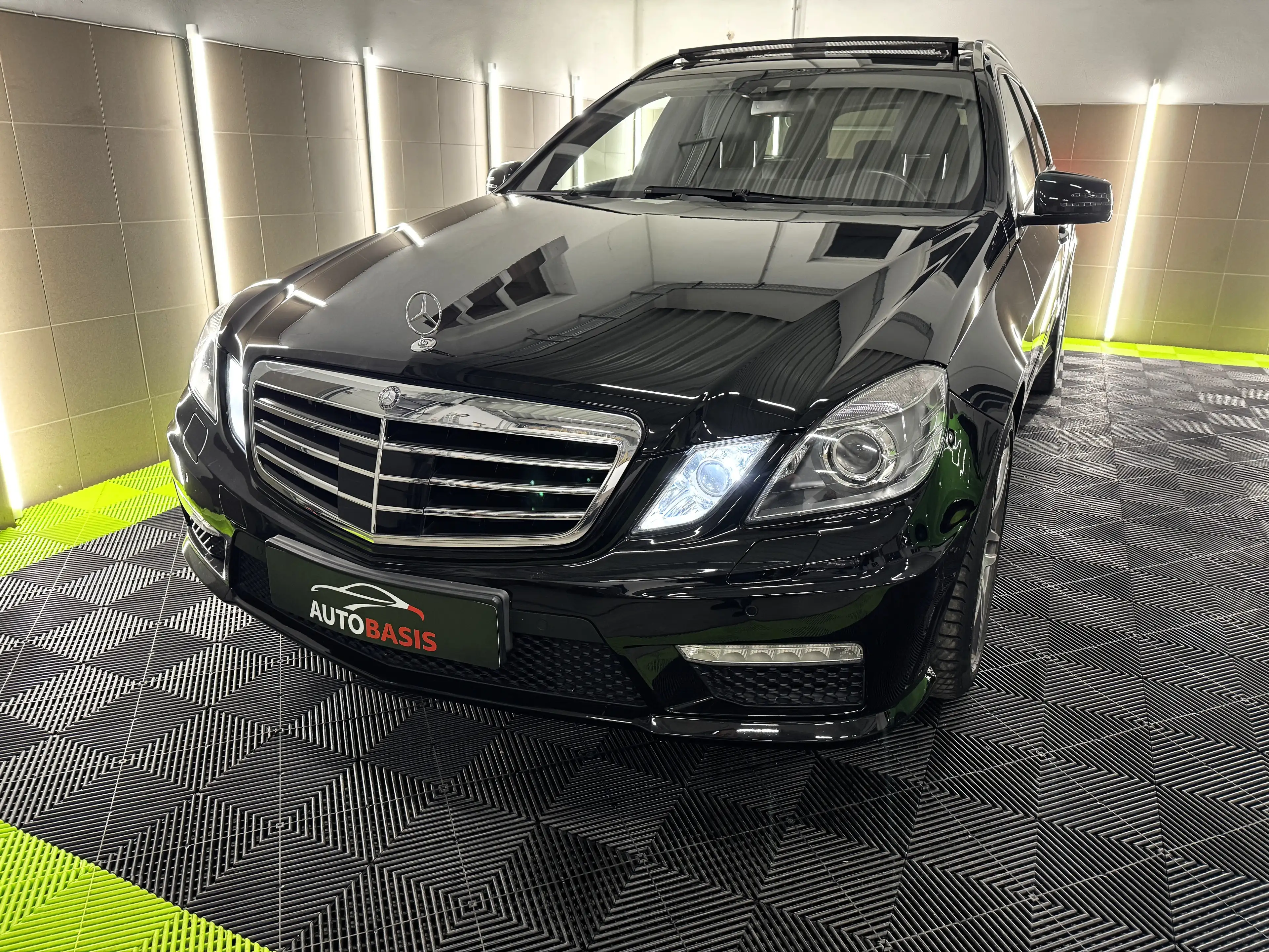Mercedes-Benz E 63 AMG E 63 AMG T B&O/Panorama/Nappa/Night-Vision/VOLL — photo 3