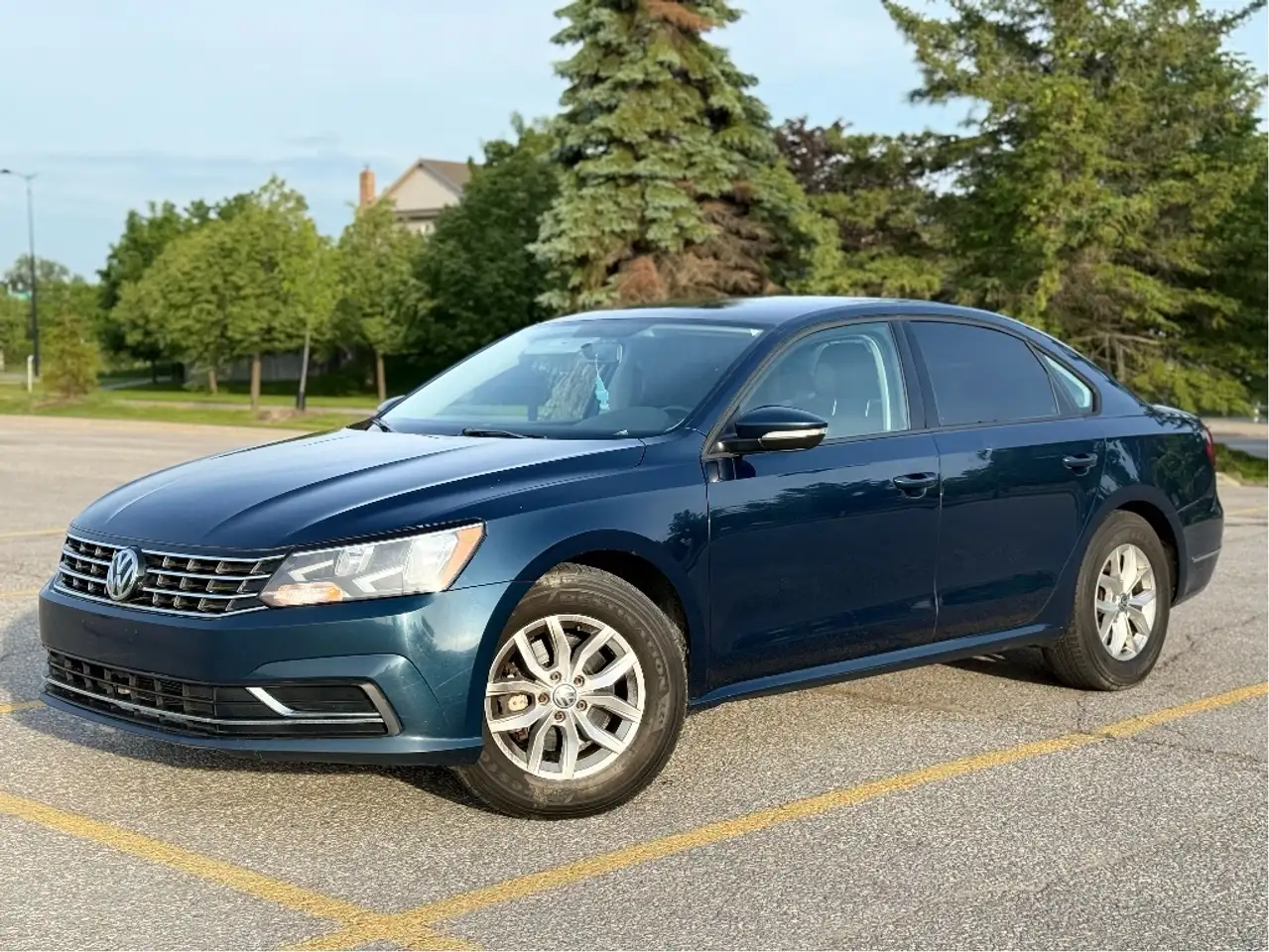 Volkswagen Passat photo Volkswagen Passat