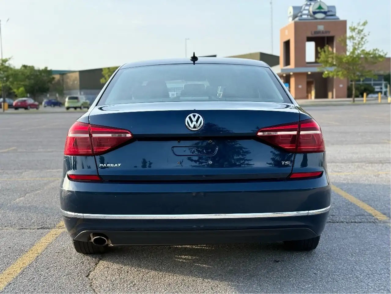 Volkswagen Passat photo Volkswagen Passat