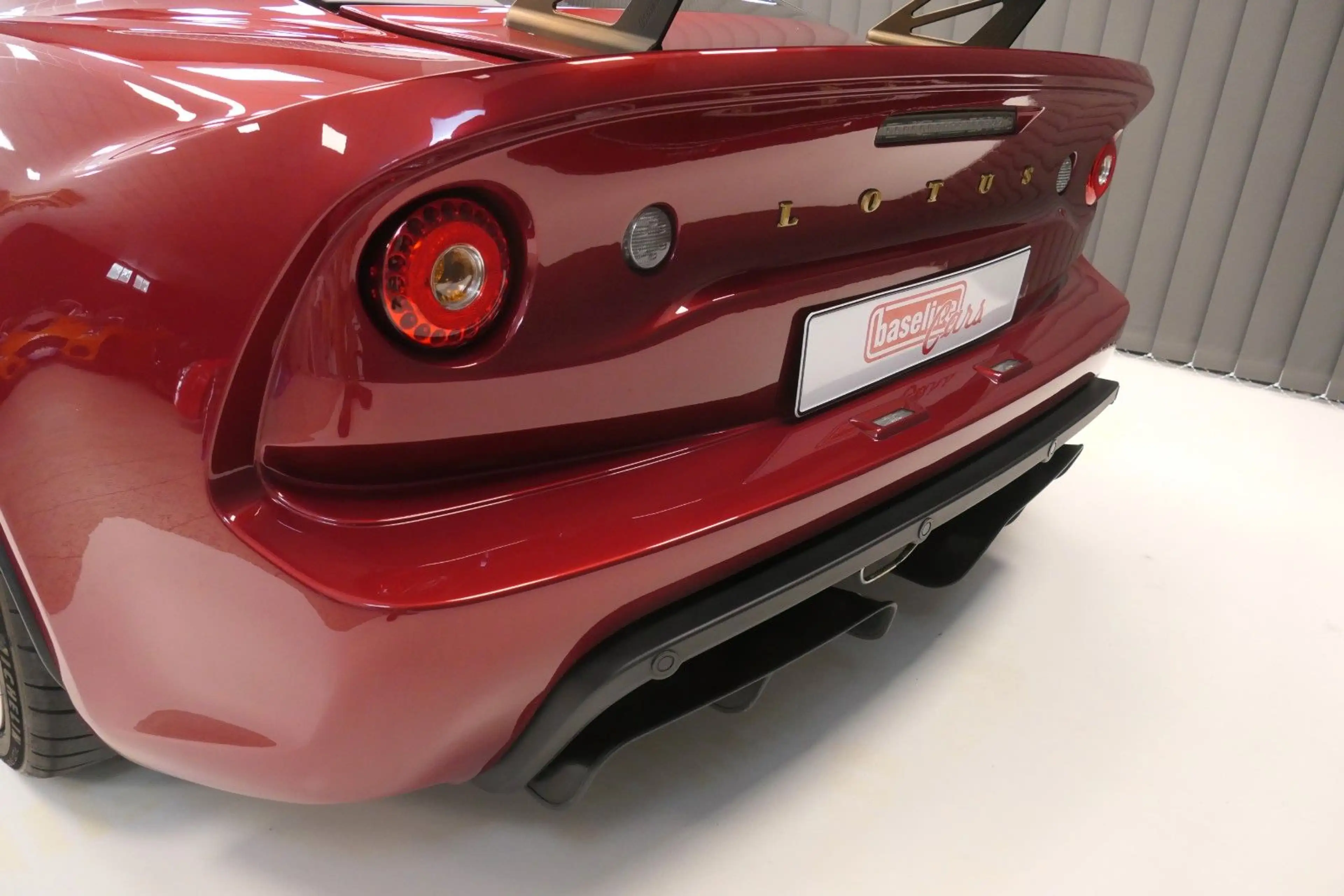 Lotus Exige 390 Final Edition - EX435 Nitron Upgrades — photo 2