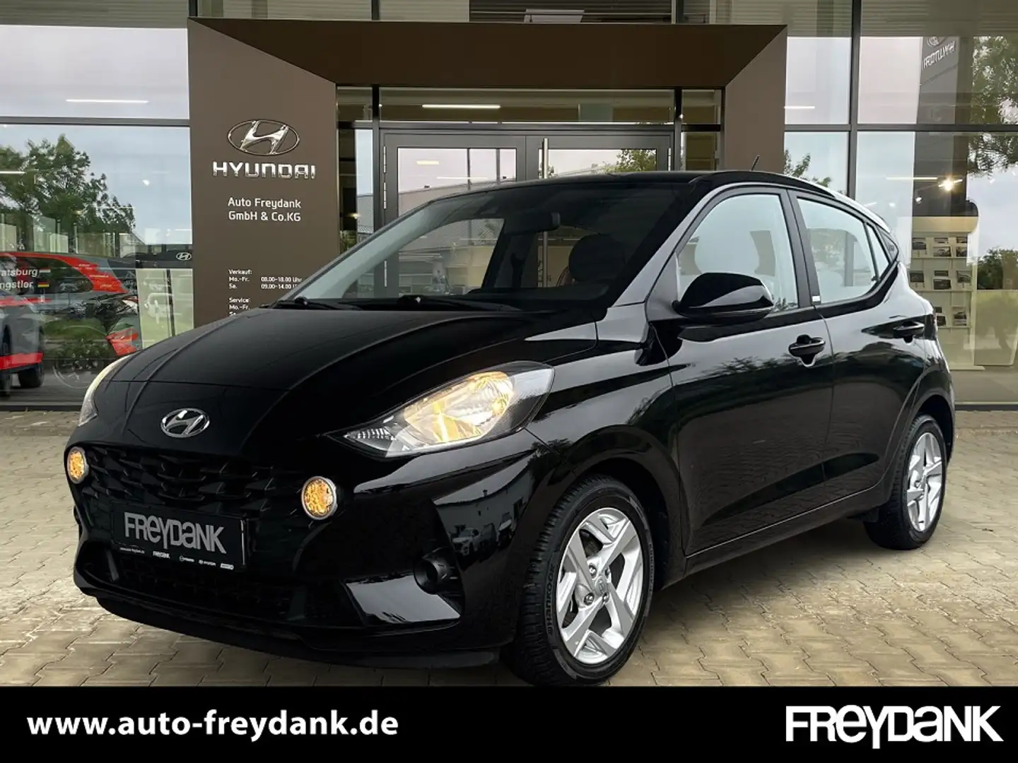 Hyundai i10 1.0 Trend SHZ Klima Bluetooth Schwarz - 1