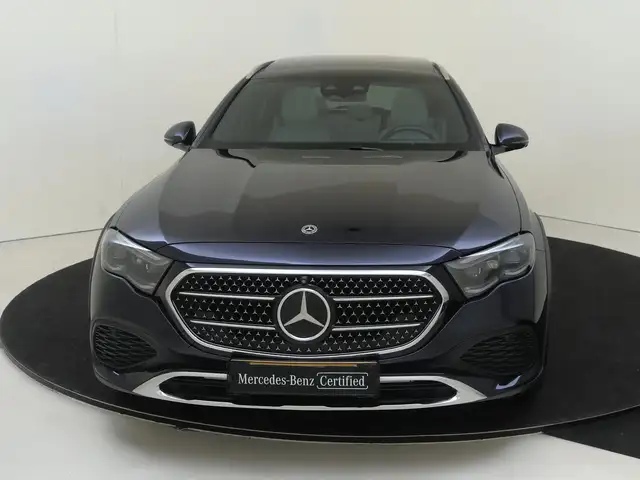 Mercedes-Benz E-Class view 6