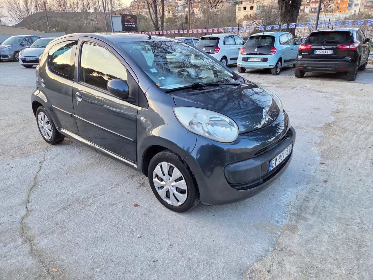 Citroen C1 Attraction Gris - 1