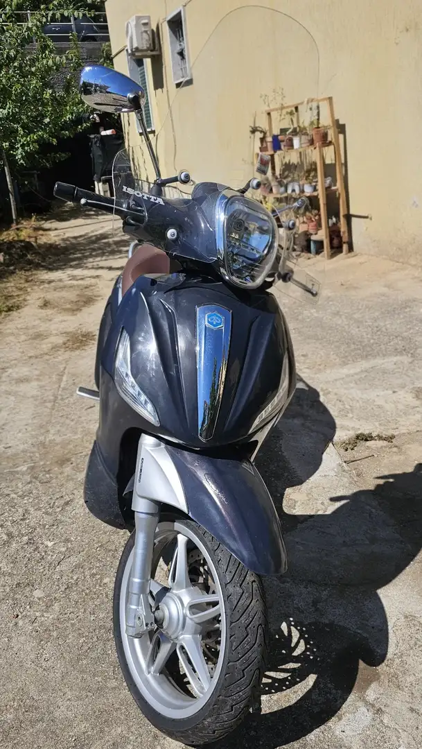 Piaggio Beverly 350 Bleu - 2