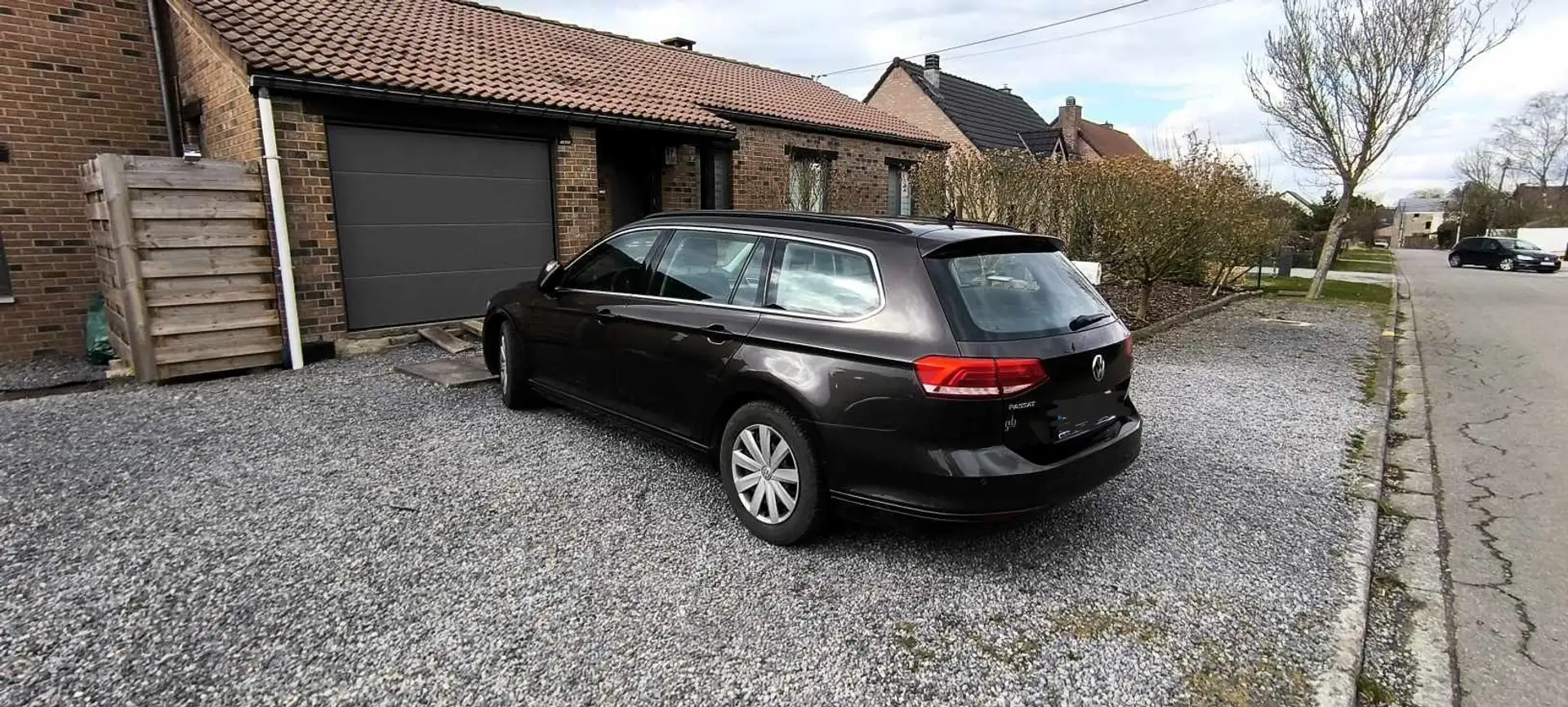 Volkswagen Passat Variant SW 1.6 CR TDi Comfortline Brun - 2