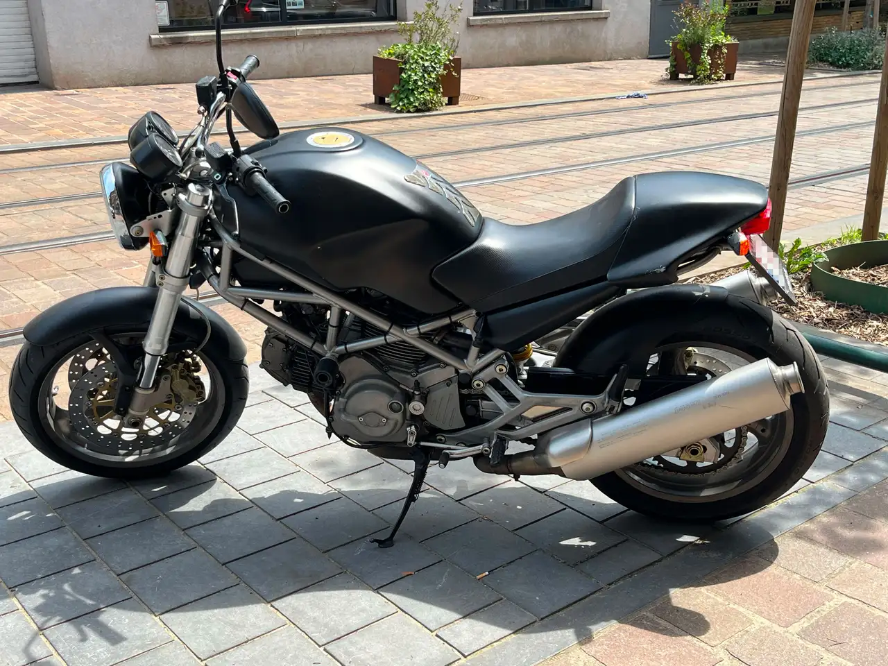 Ducati Monster 620