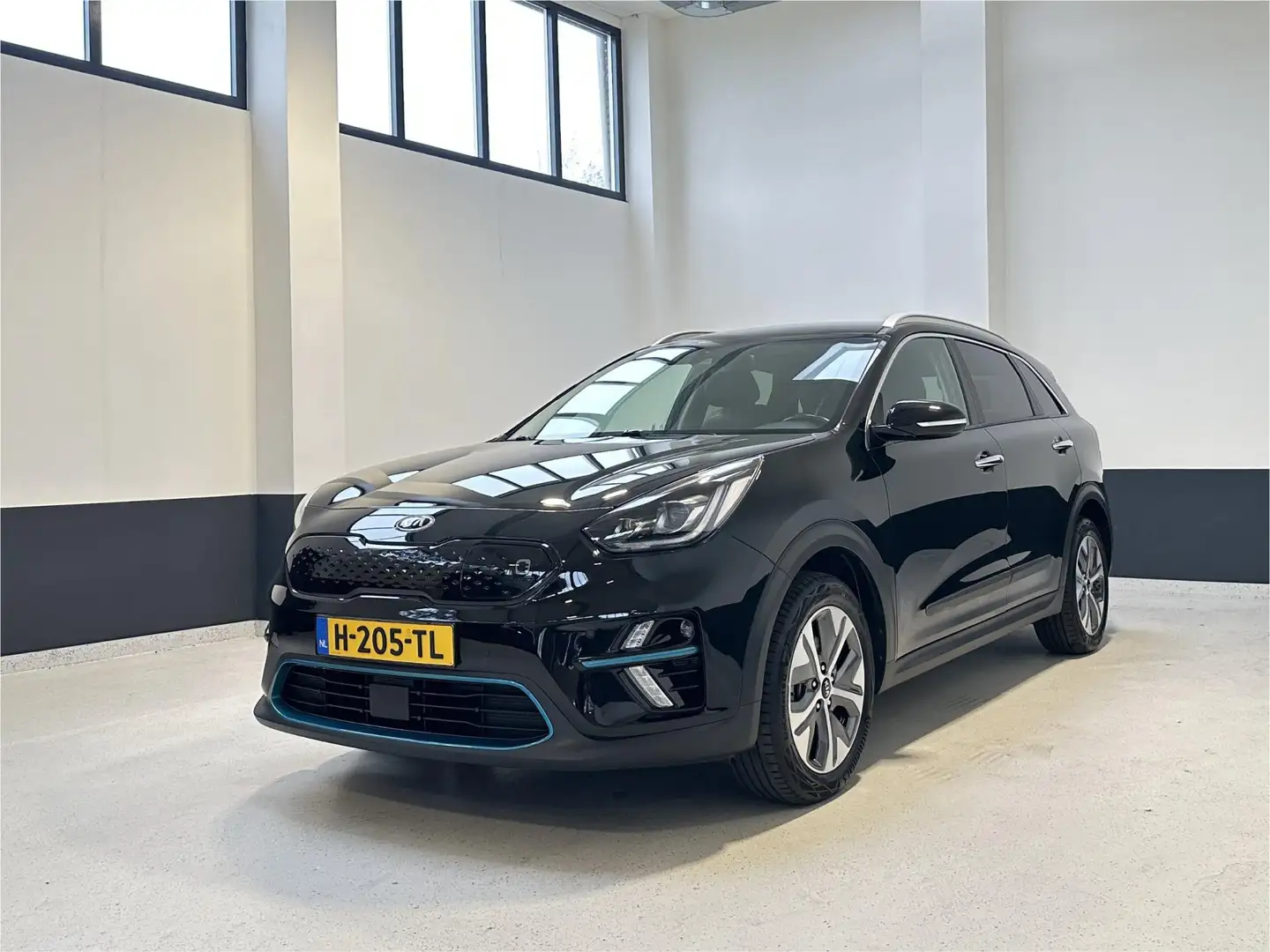 Kia e-Niro ExecutiveLine 64 kWh | 1 Eig| SOH 100% | JBL | App Noir - 2