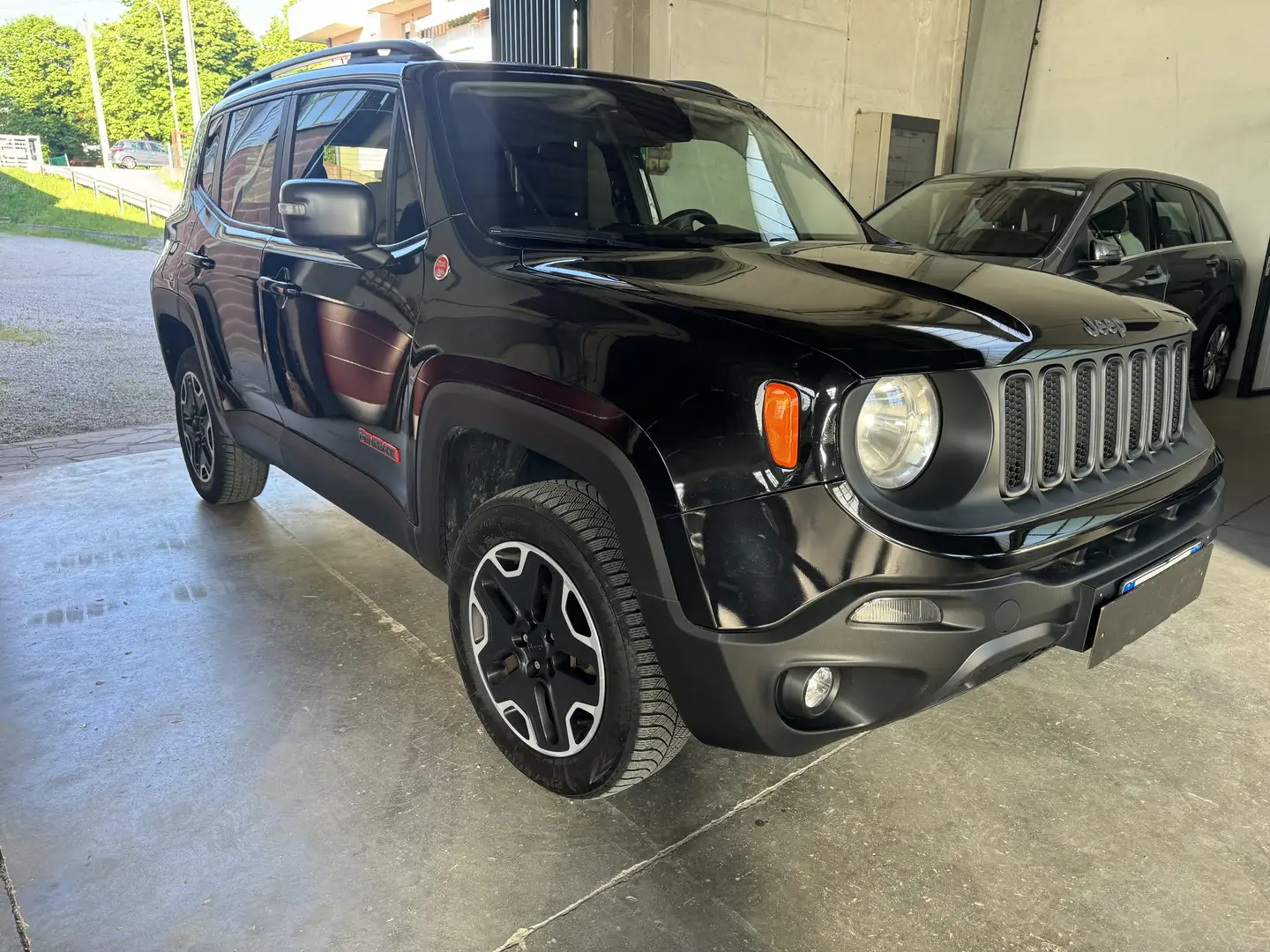Jeep Renegade 2.0 mjt Trailhawk 4wd 170cv automatica Noir - 1