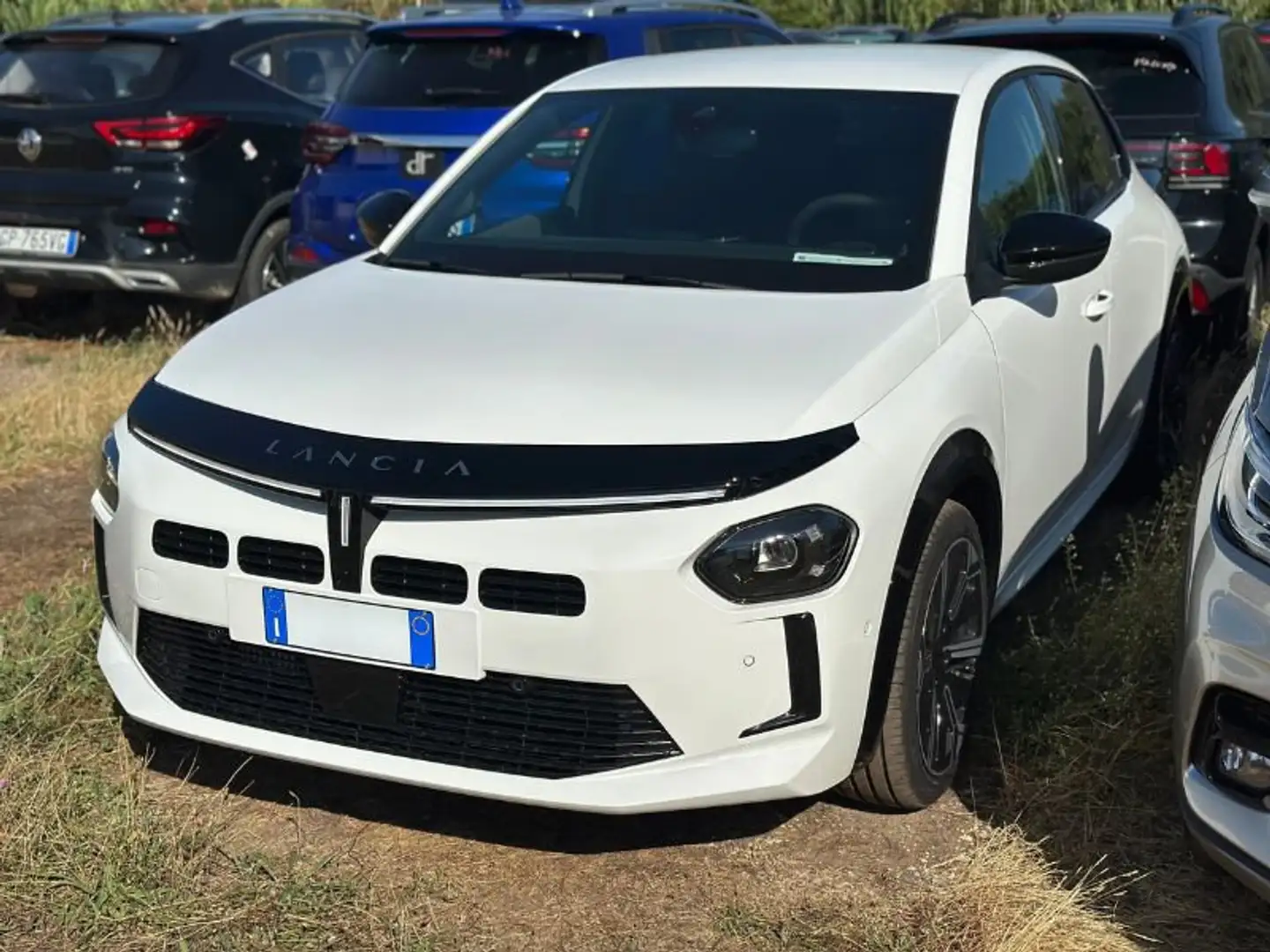Lancia Ypsilon Hybrid e-DCT LX Weiß - 1