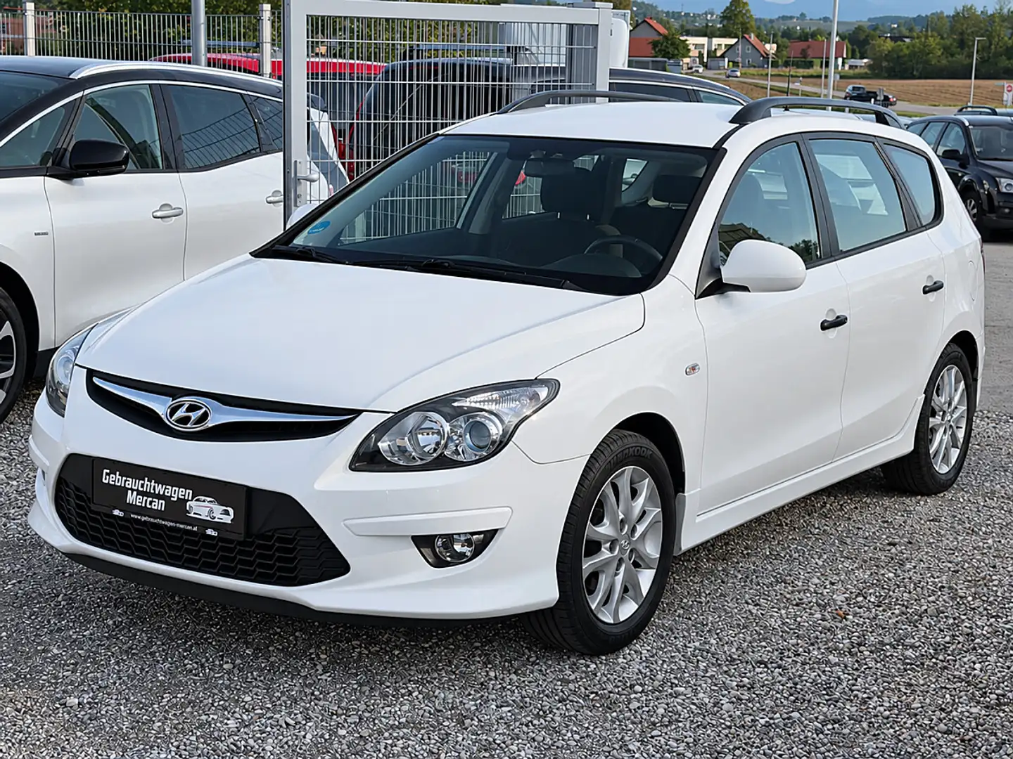 Hyundai i30 CW 1,4 CVVT Europe plus Weiß - 1