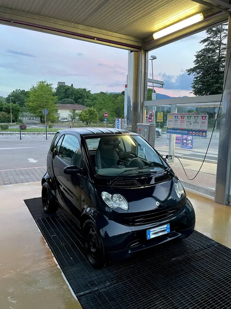 smart forTwo Smart 450 ForTwo Pure 0.7 61cv/45kW Nero - 1