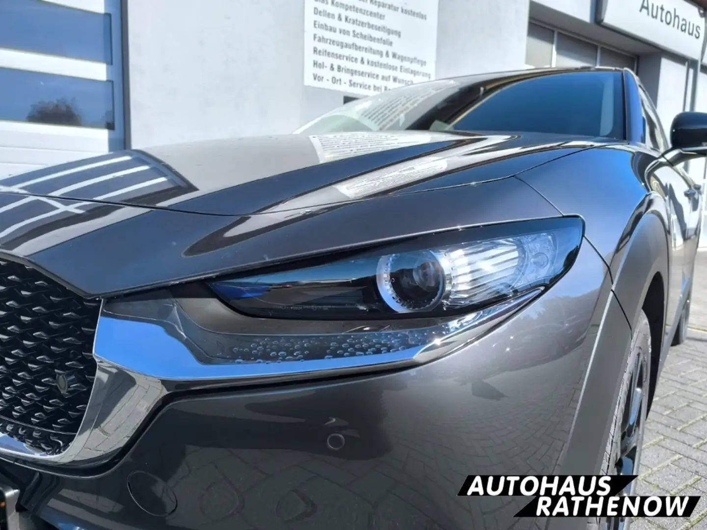 Mazda CX-30 Homura HUD Navi LED ACC El. Heckklappe Apple CarPl Grau - 2