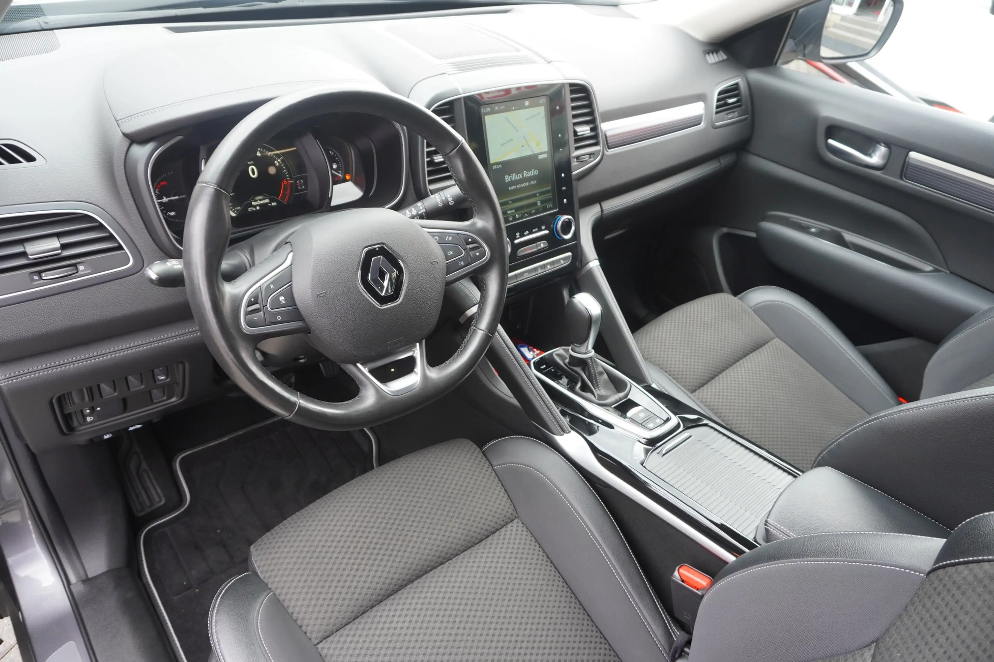 Renault Koleos 1.3 TCE EDC Techno LED Navi ACC Kamera — photo 11