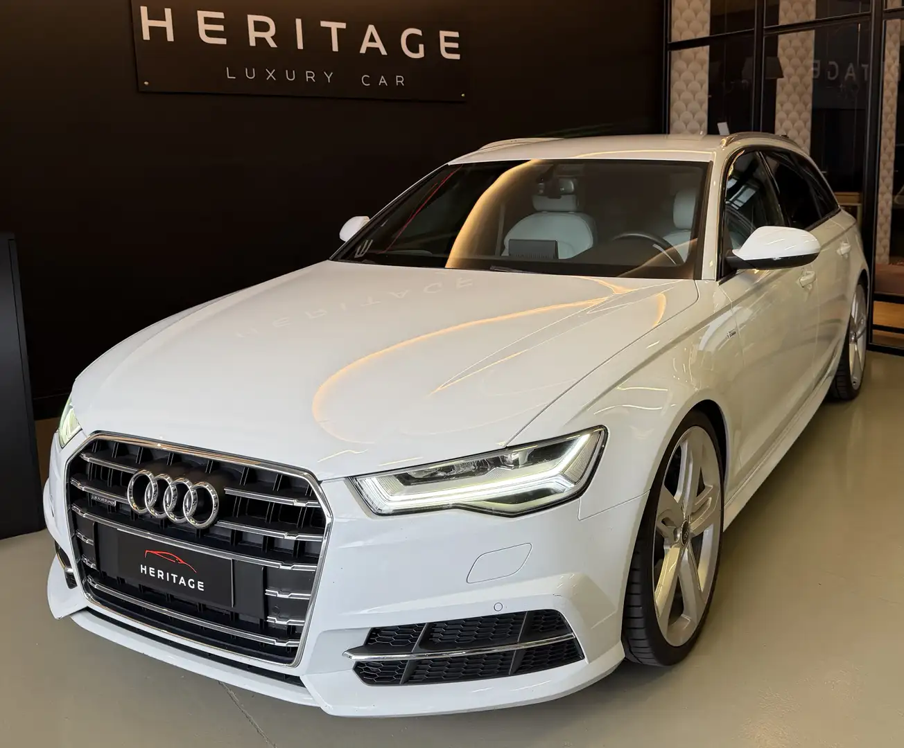 Audi A6 Avant 3.0 tdi Business Plus quattro 218cv s-tronic Weiß - 2