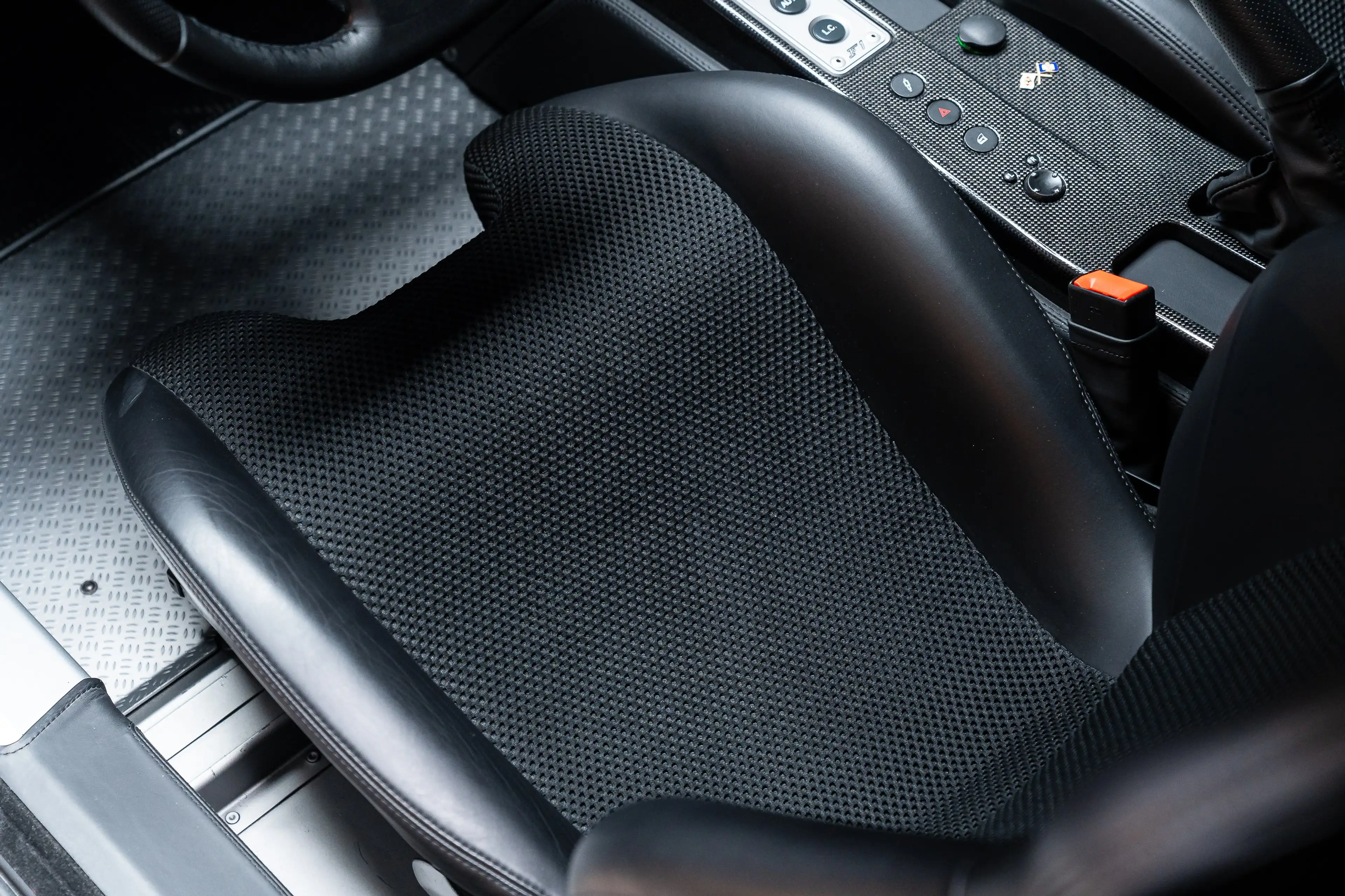 Ferrari 430 Scuderia 4.3i V8 32v F1 — photo 15